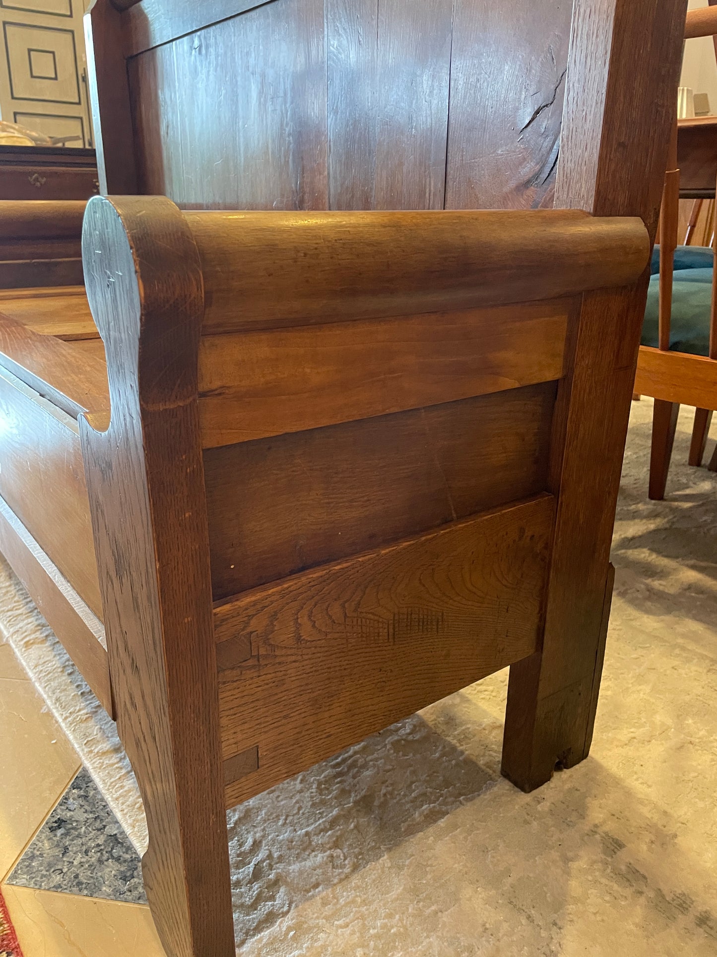 Antique French Settle (0NW00D)