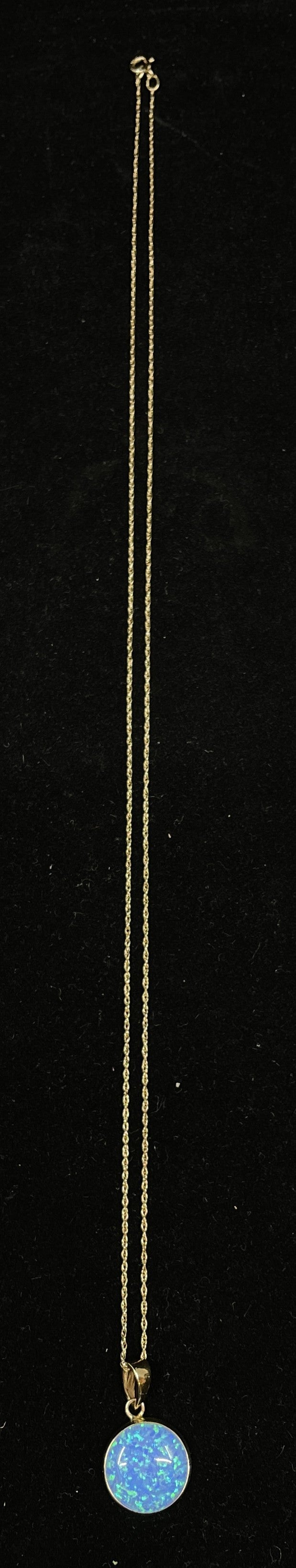 14K Gold and Round Opal Necklace (0KA003)