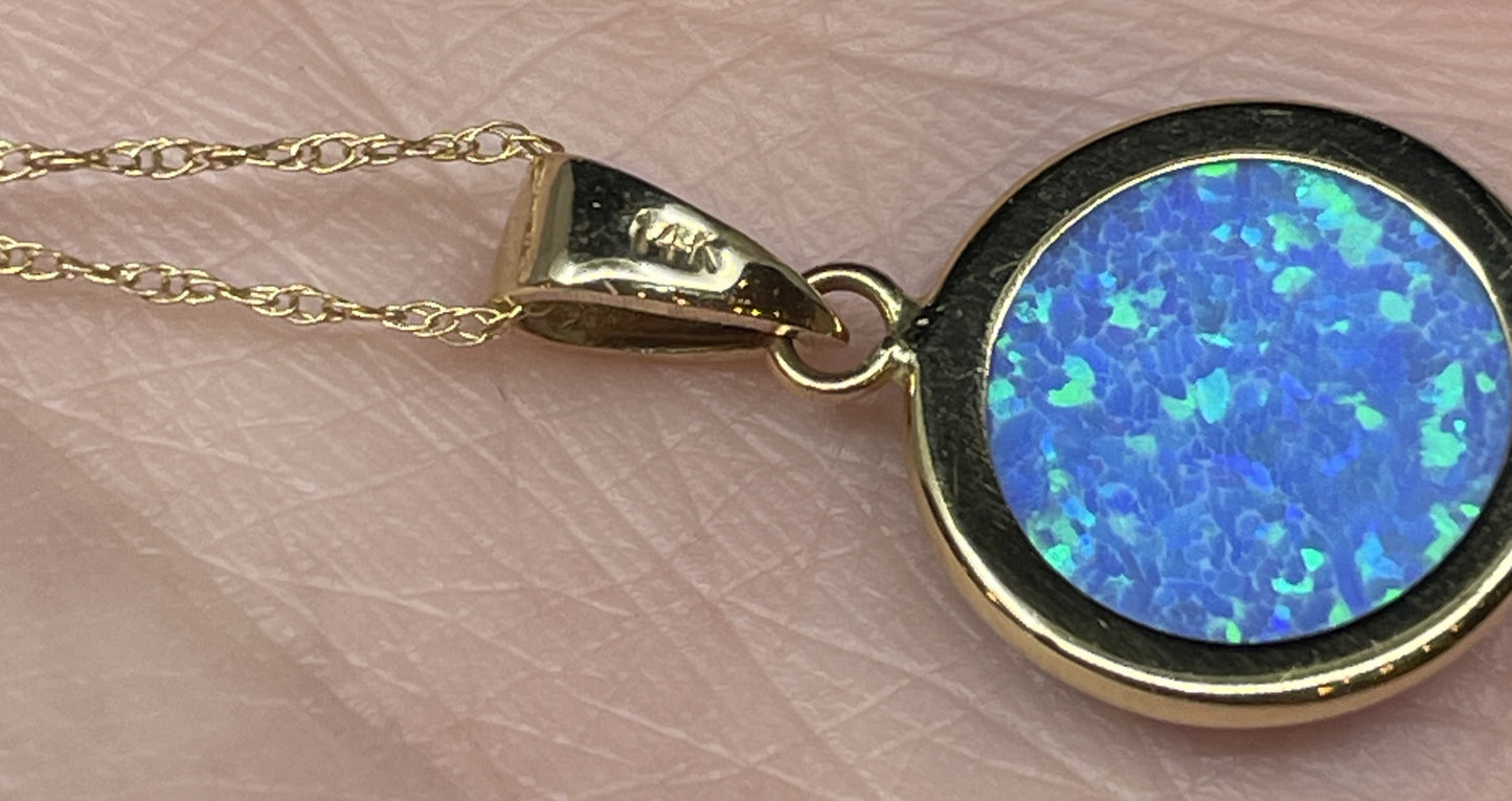 14K Gold and Round Opal Necklace (0KA003)