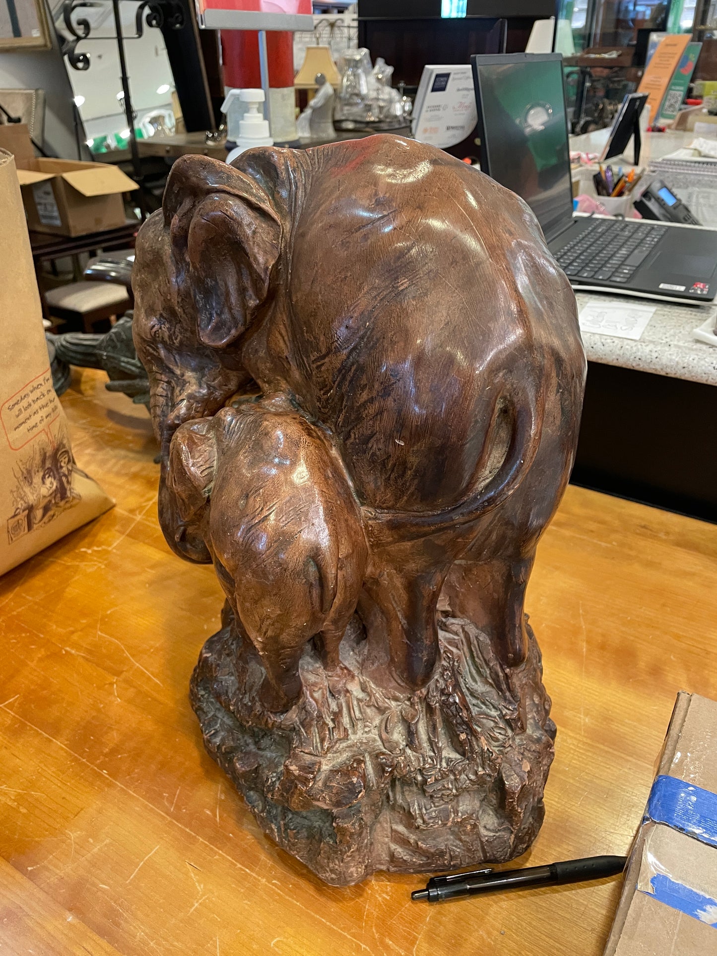 Poured Mold Mama Elephant with Baby Sculpture, AS IS (0NW00H)