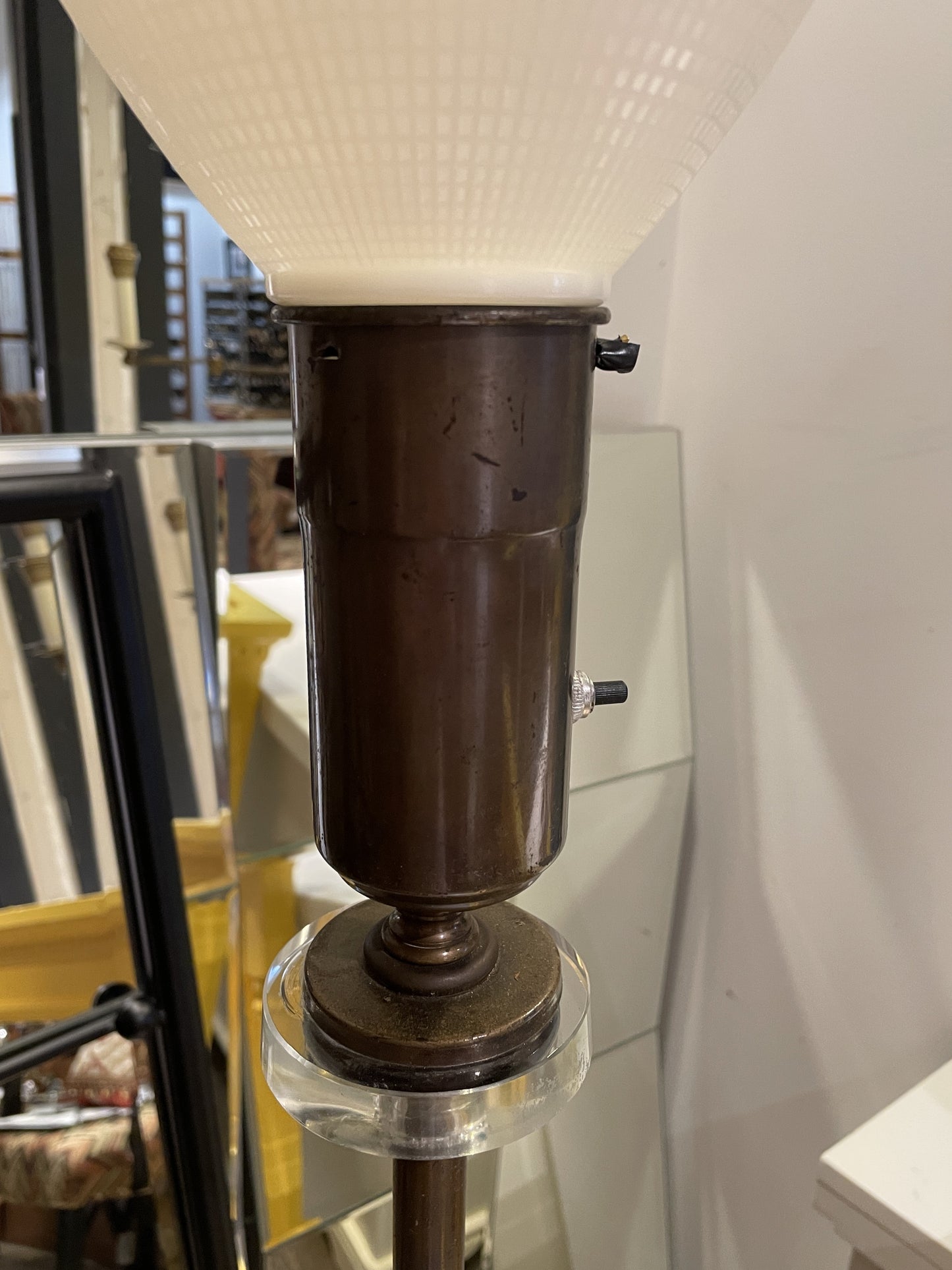Antique floor lamp - AS IS (0G700B)