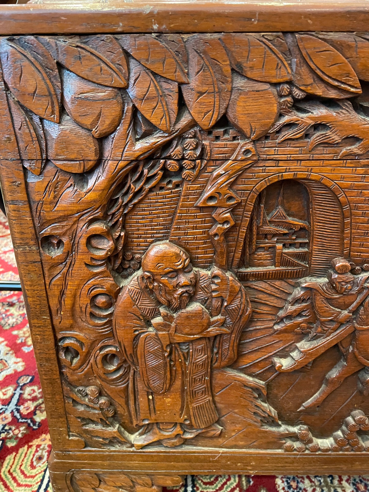 Chinese Carved Camphor Chest/Trunk (0NW00L)