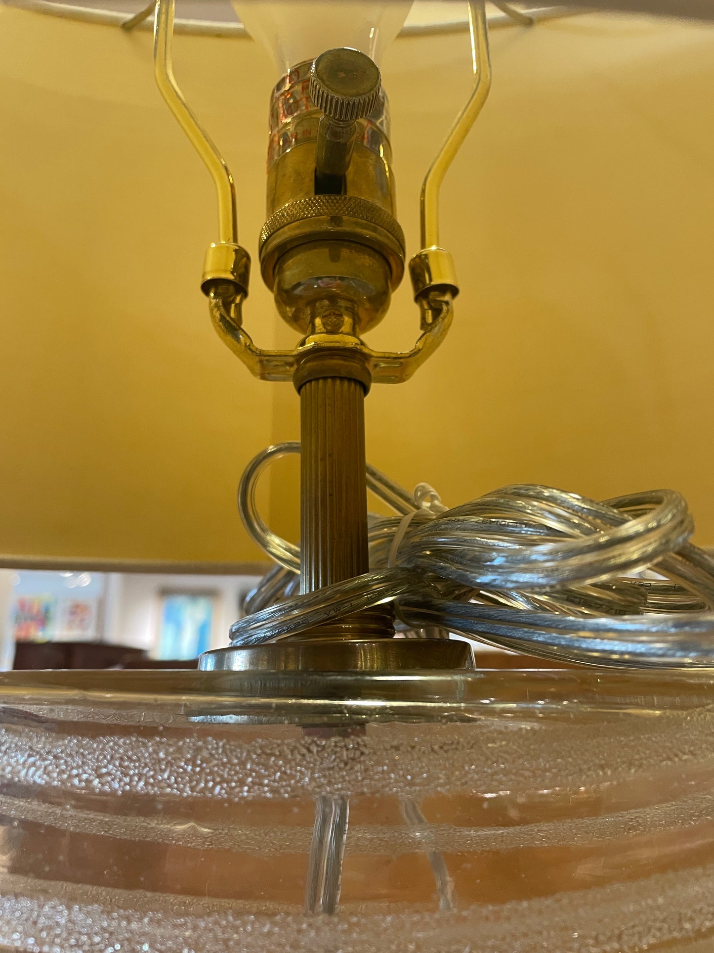 Robert Abbey Glass Ribbon Table Lamp (0C800G)