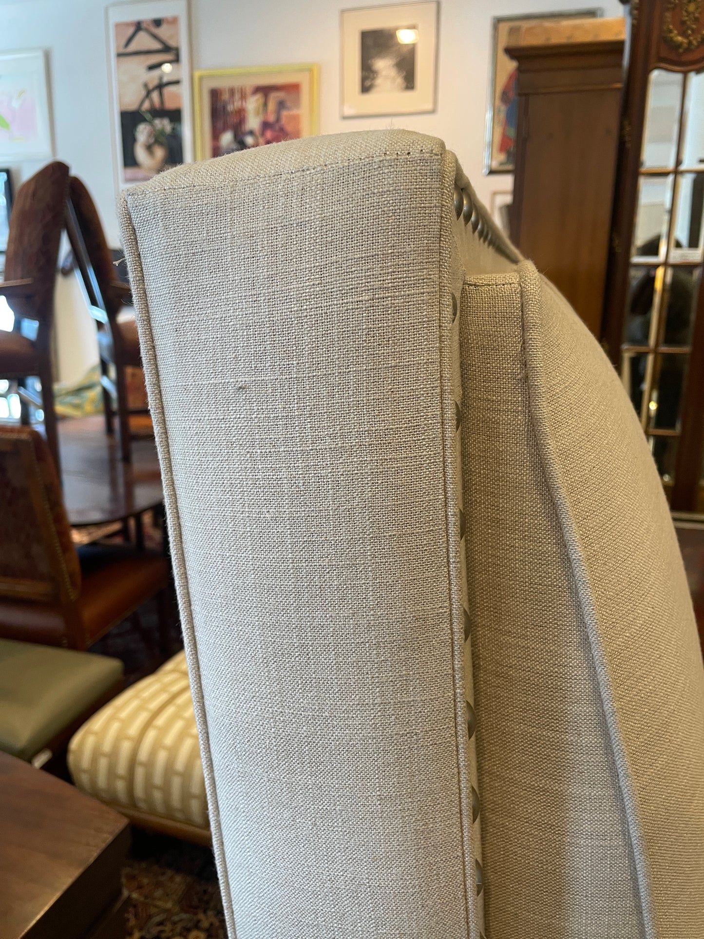 Queen Upholstered Bed. Tufted (0GS003)