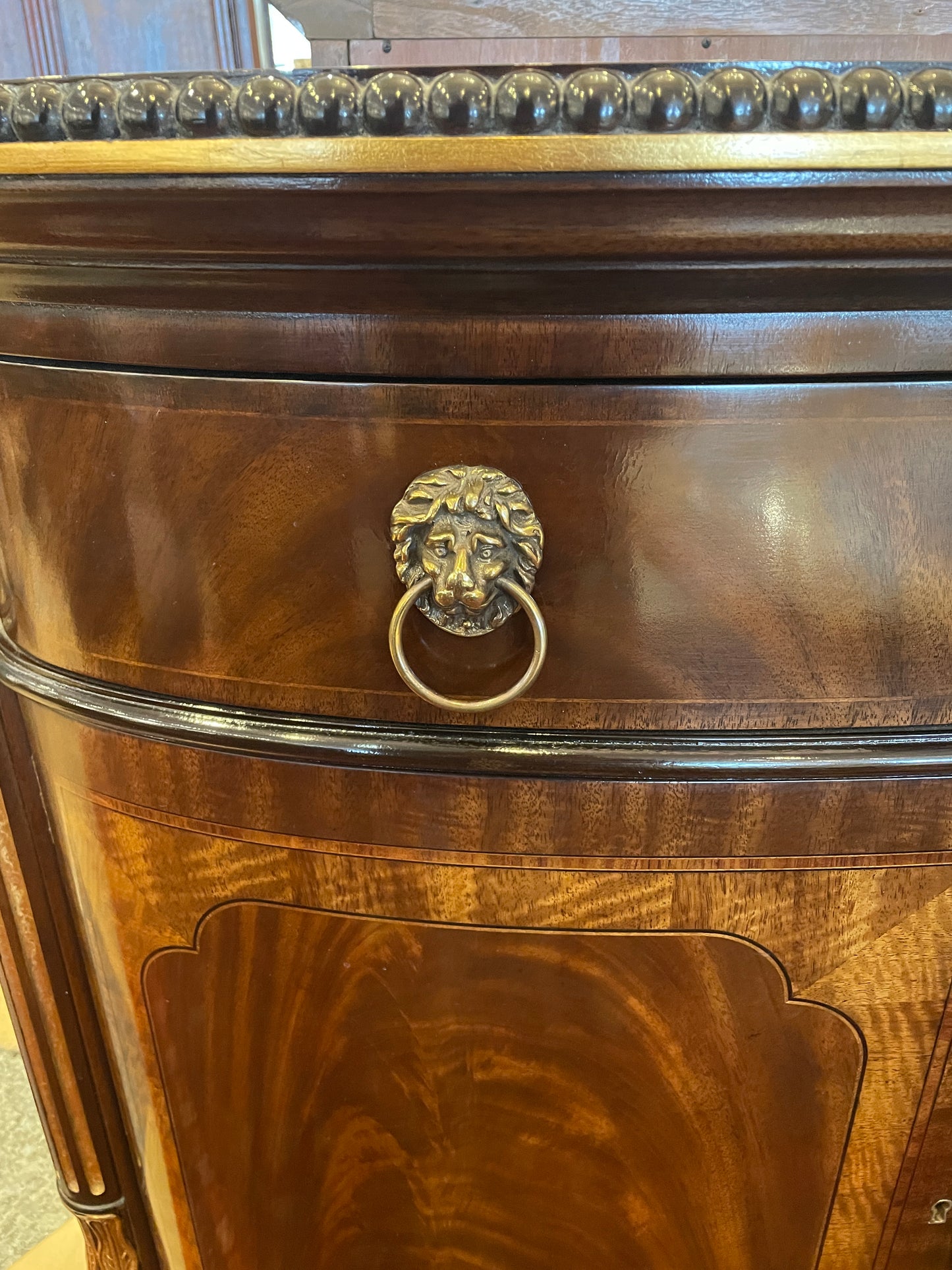 EJ Victor Regency Style Sideboard with Gilded Detail (0KC00C)