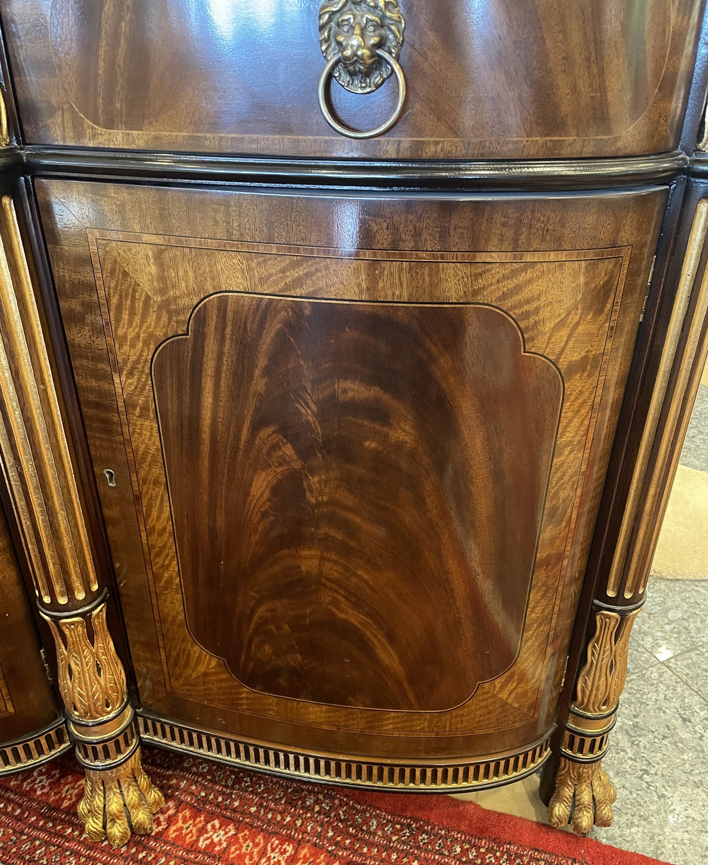 EJ Victor Regency Style Sideboard with Gilded Detail (0KC00C)