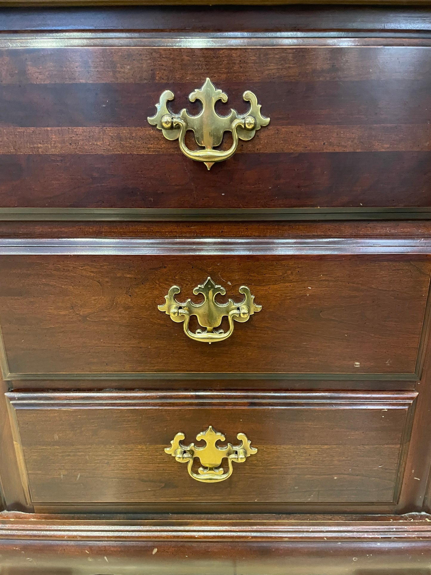 Chippendale Mahogany Three Drawer Nightstand, AS IS (0KC004)