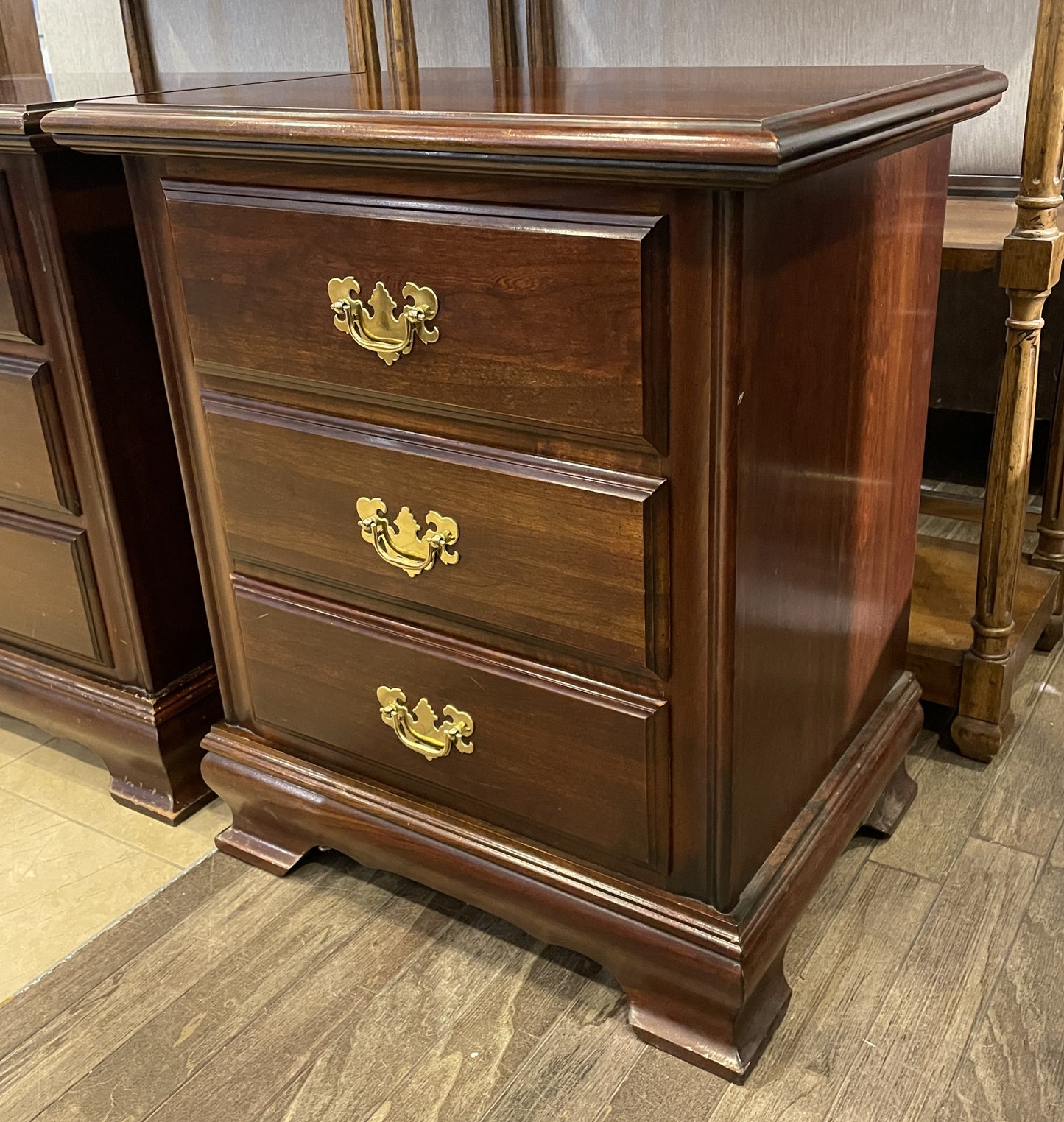 Chippendale Mahogany Three Drawer Nightstand, AS IS (0KC005)