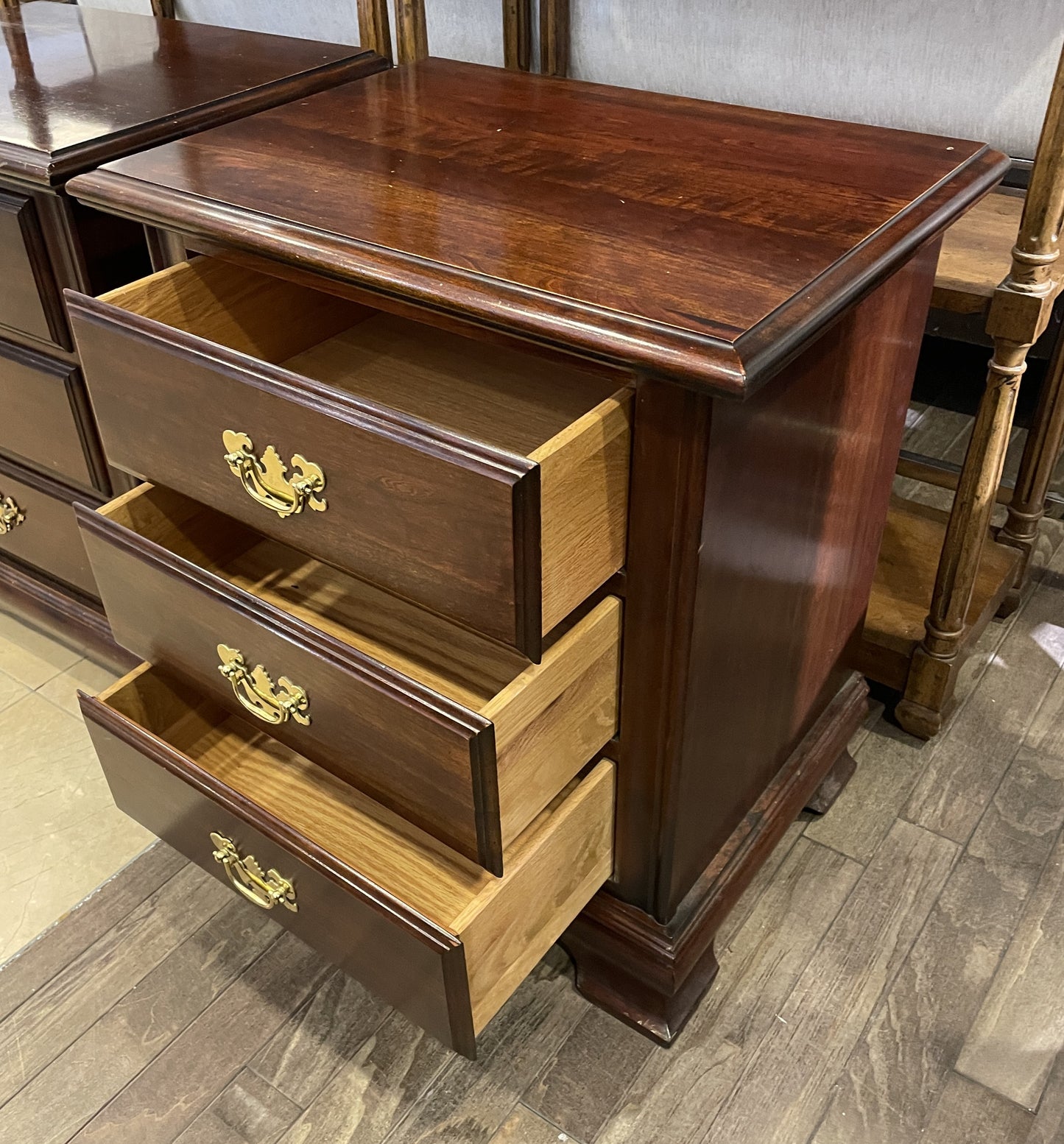 Chippendale Mahogany Three Drawer Nightstand, AS IS (0KC005)