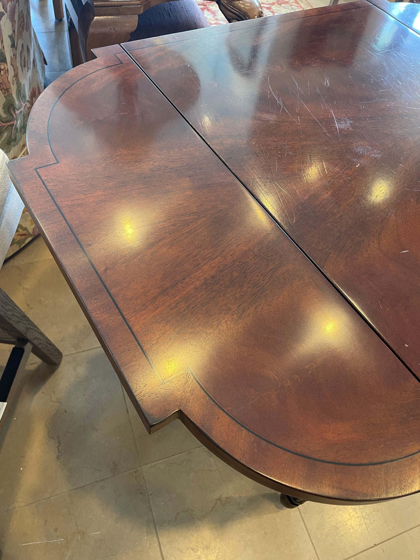 Drexel Heritage "Nine Elms" Drop Leaf Table, AS IS (0KC006)