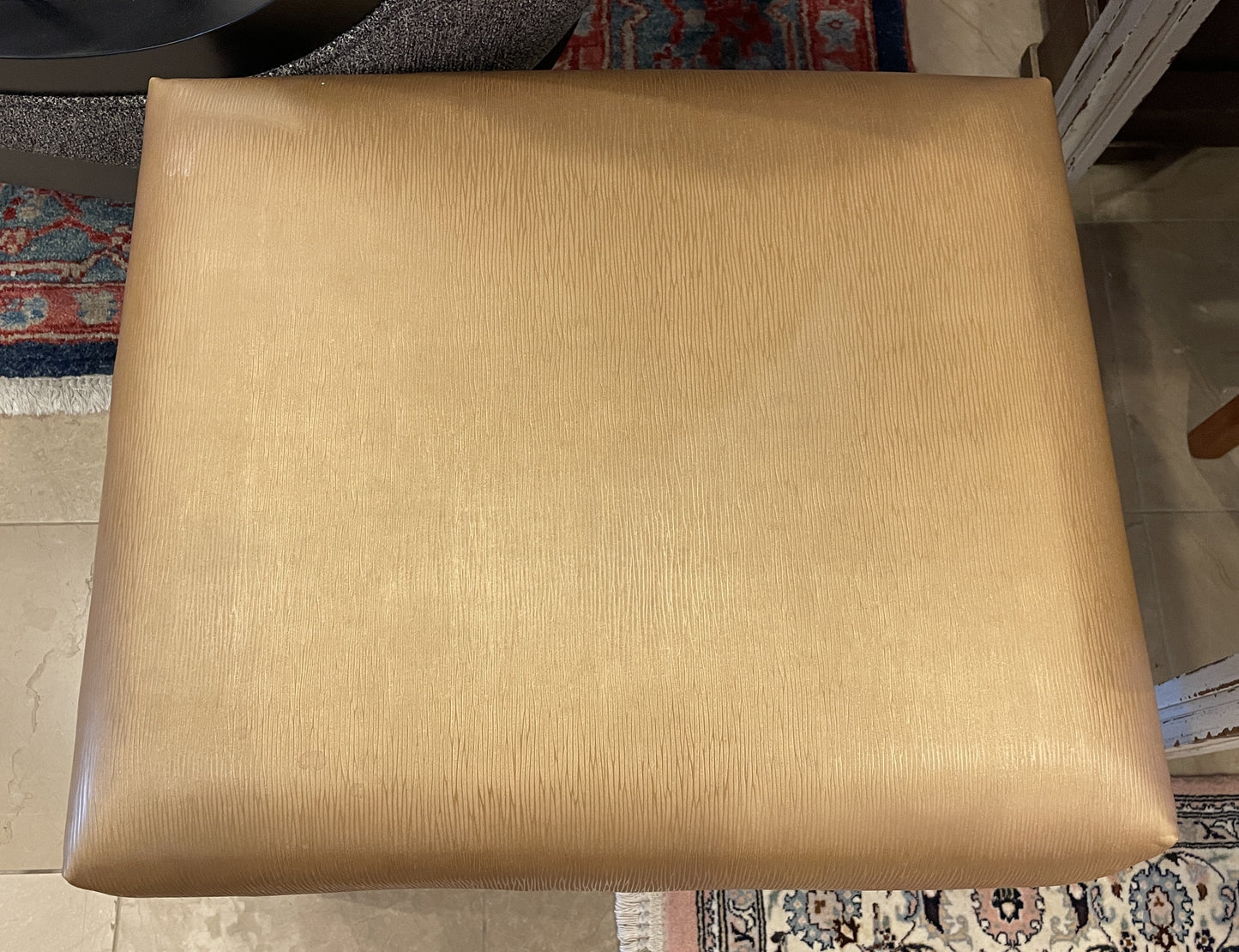 Klismos Regency Ottoman, AS IS (0KP00Z)