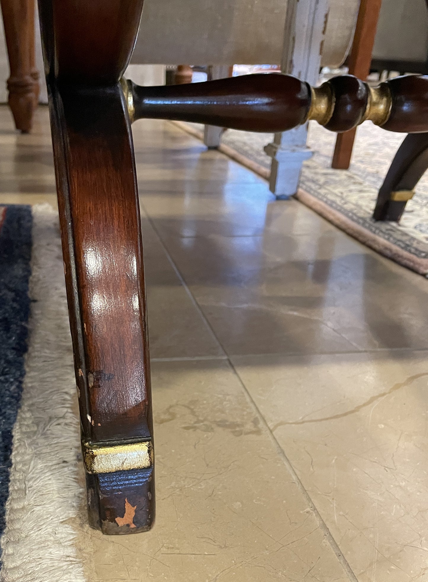 Klismos Regency Ottoman, AS IS (0KP00Z)