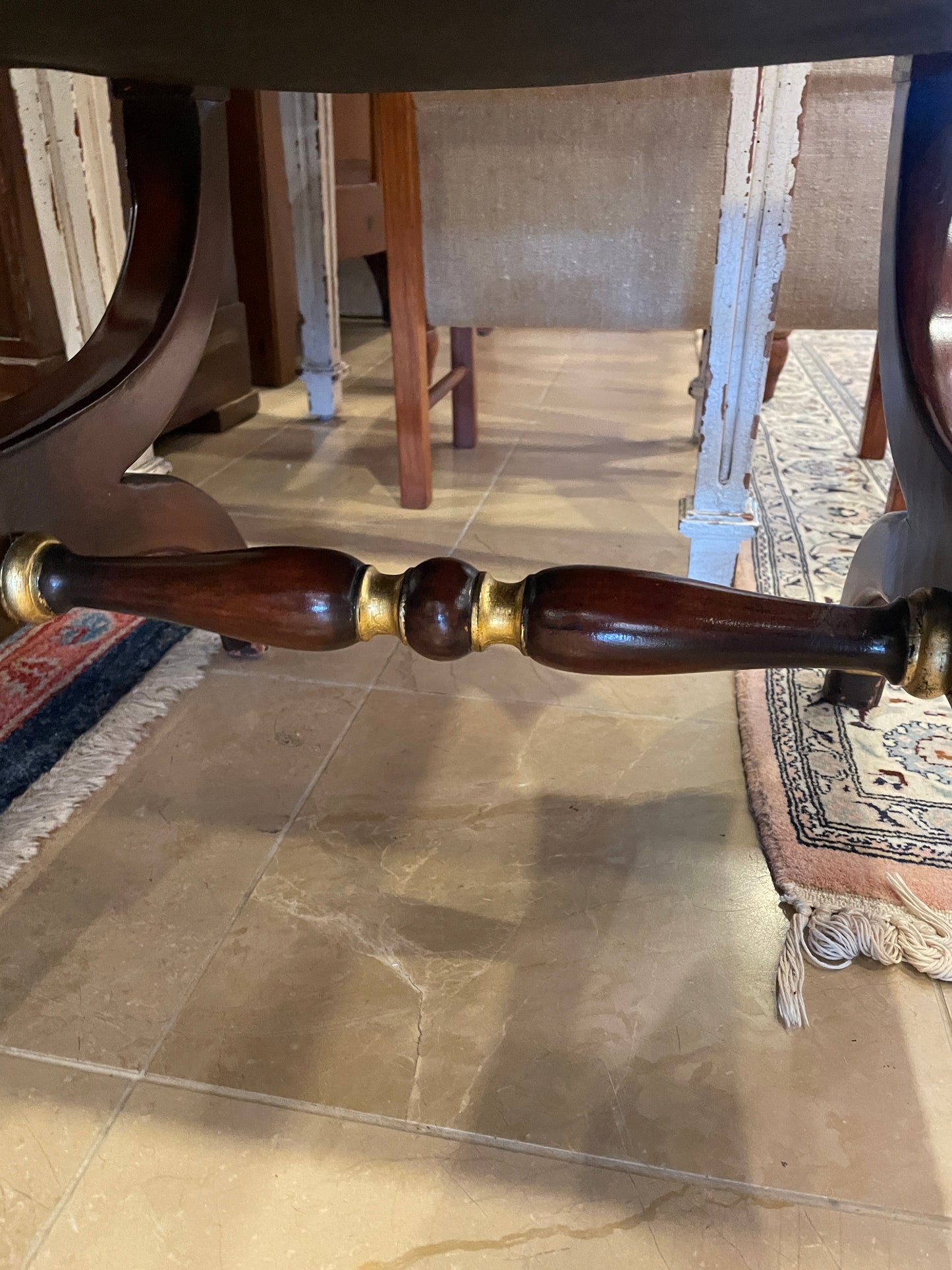 Klismos Regency Ottoman, AS IS (0KP00Z)