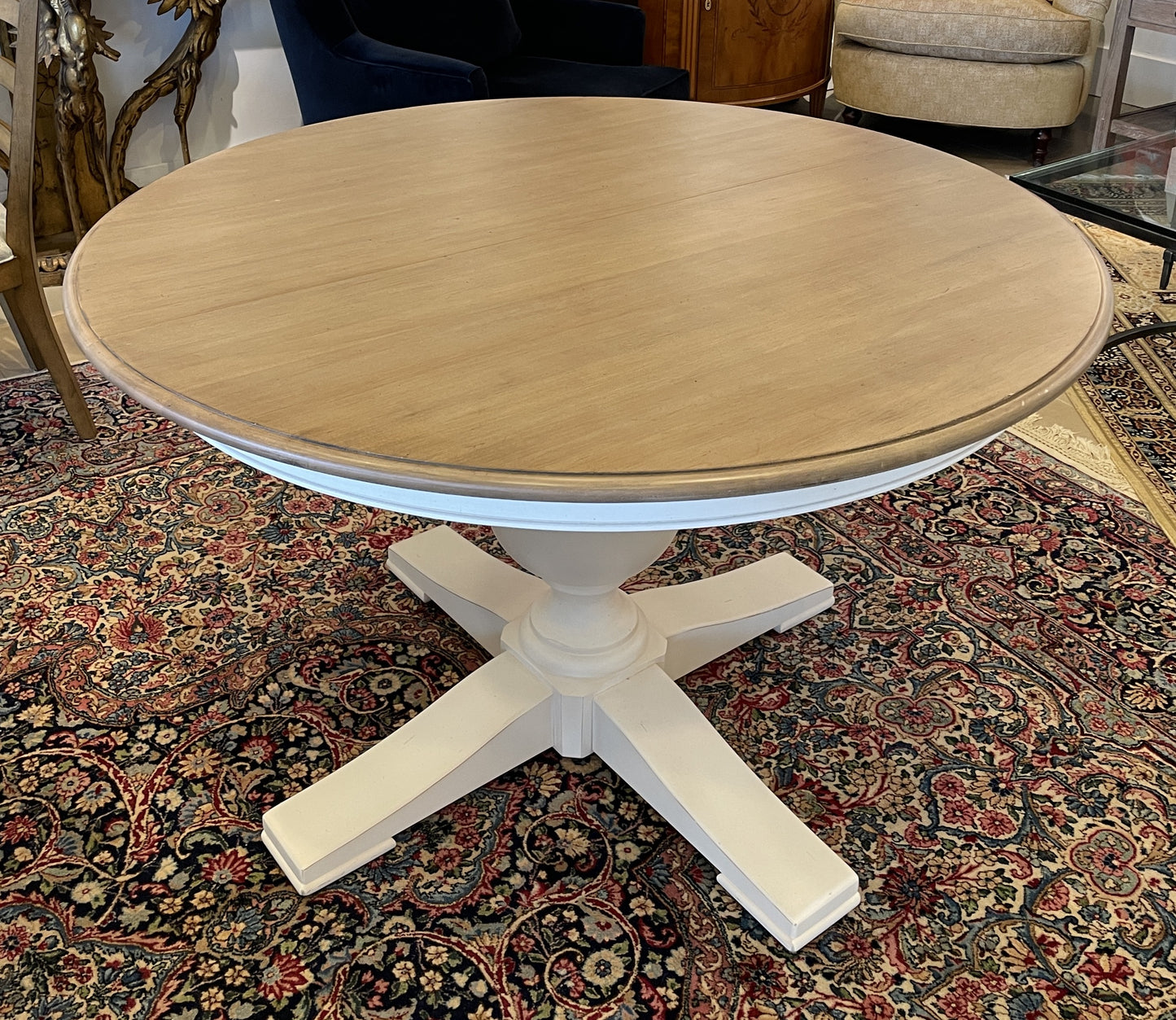 Ethan Allen "Cooper" Dining Table with 18"  Leaf and 5 Chairs (0CF00L)