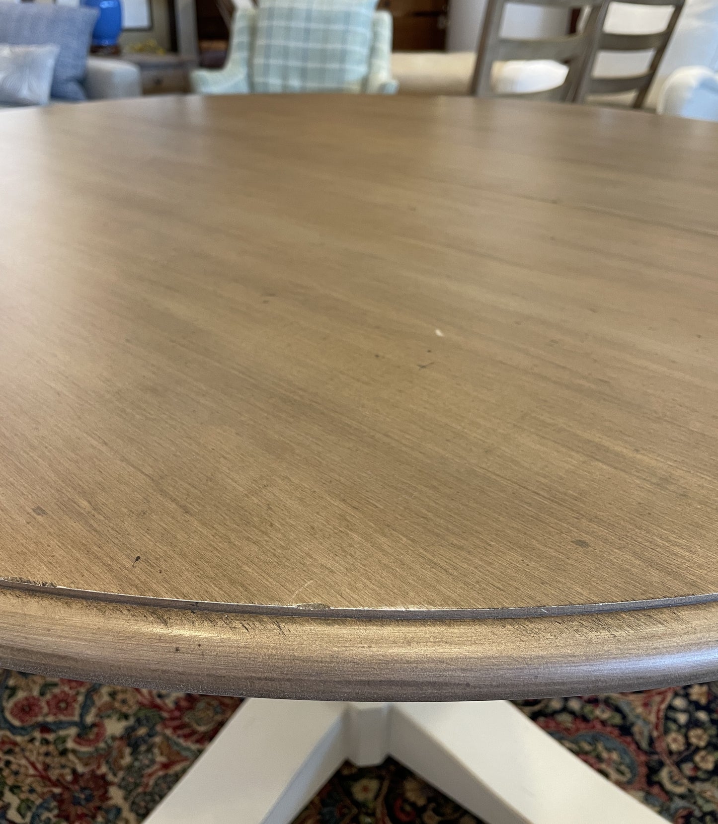 Ethan Allen "Cooper" Dining Table with 18"  Leaf and 5 Chairs (0CF00L)