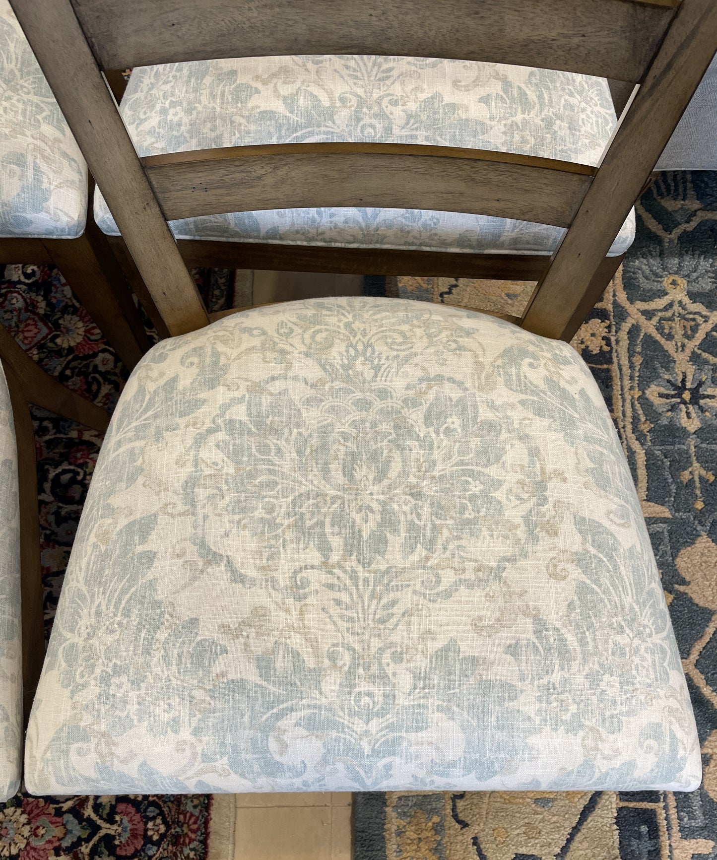 Ethan Allen "Cooper" Dining Table with 18"  Leaf and 5 Chairs (0CF00L)
