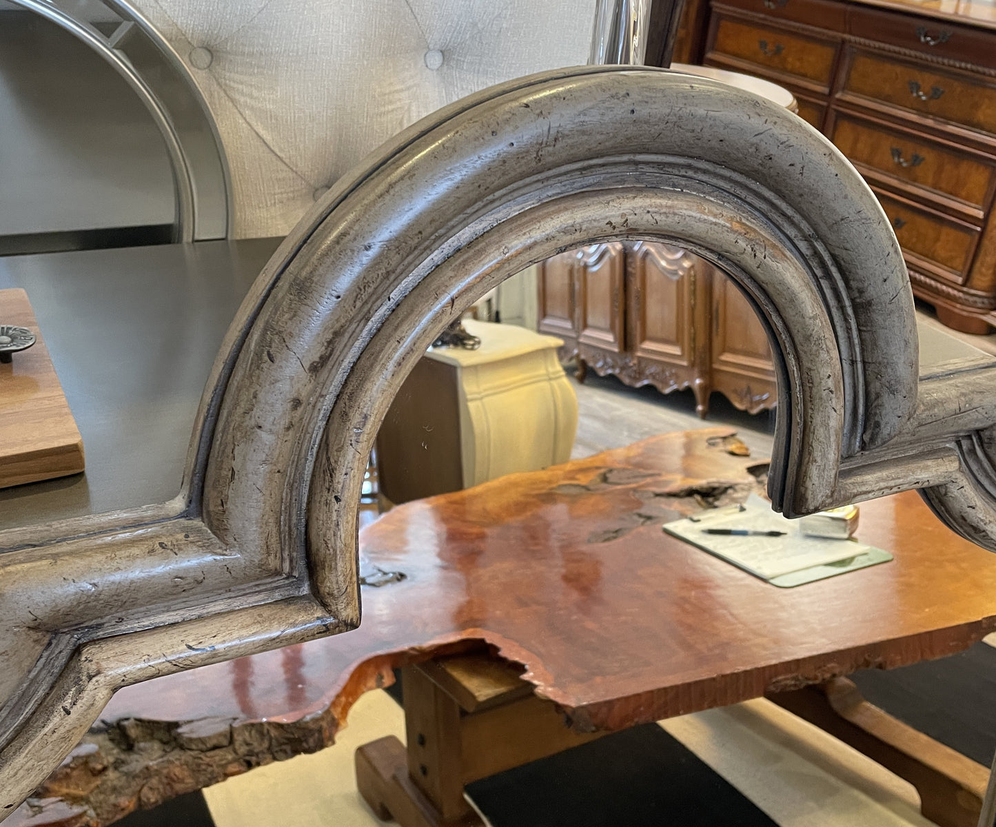 Stanley Mirror in Weathered Gray Finish (0KC008)