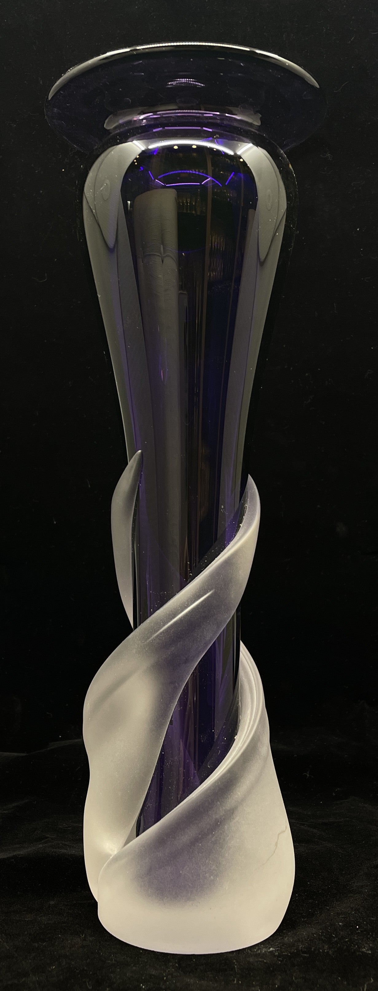 Purple Fused Glass Vase (0KC00I)