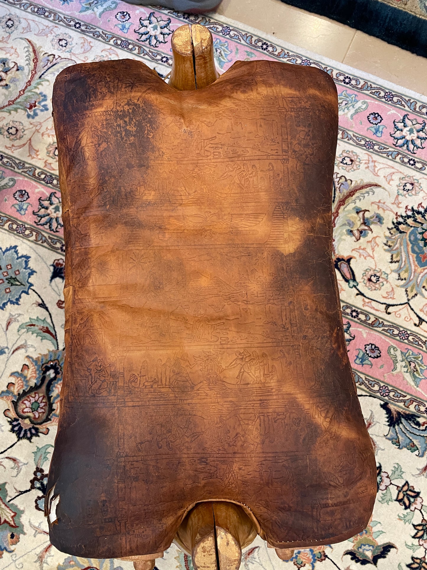 Vintage Camel Saddle/Foot Rest (0B1006)