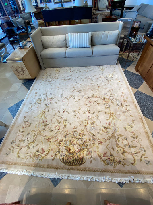 Hand Knotted Floral Rug (26876)