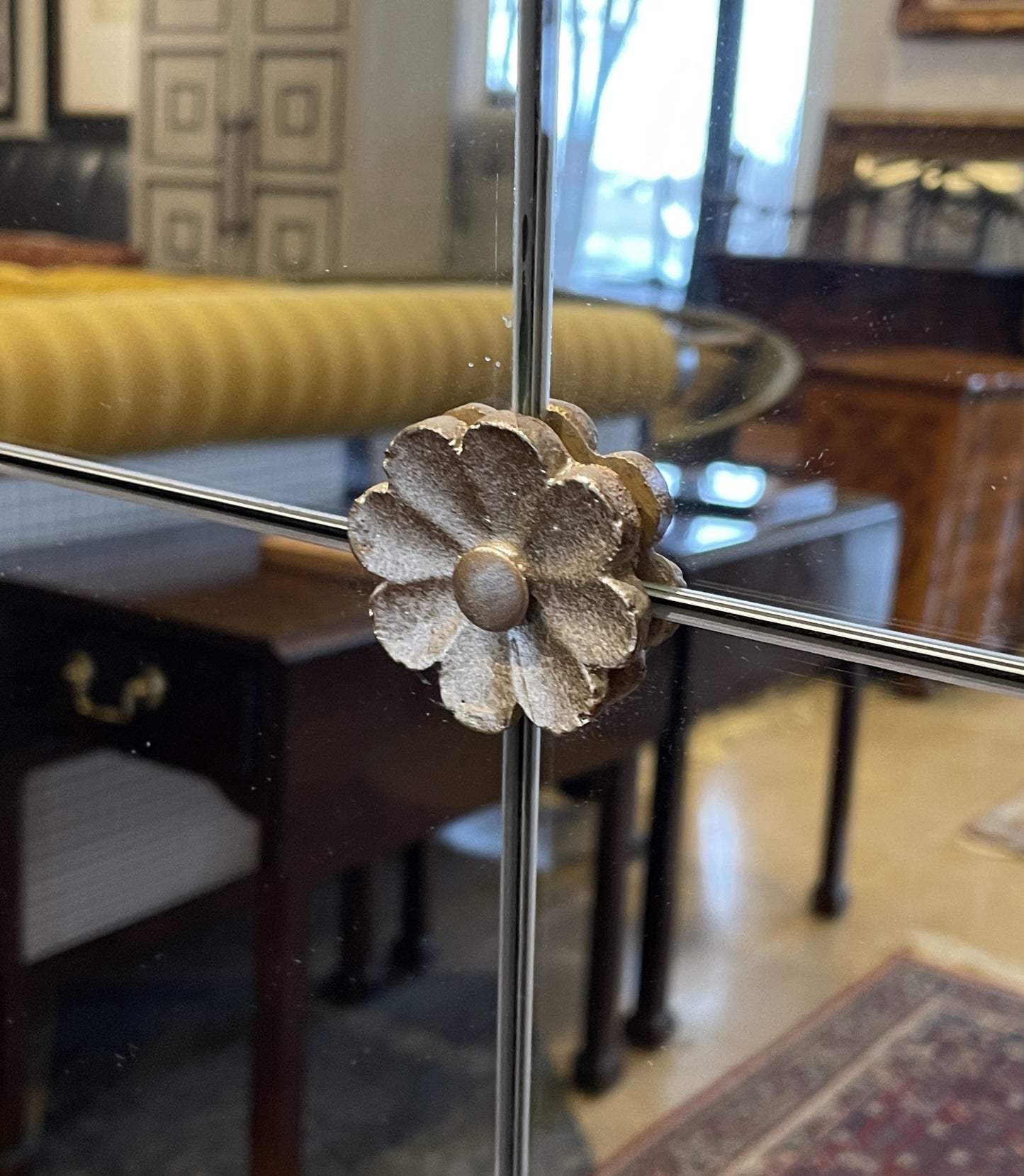 Ogee shaped Mirror in Mixed Metal (0KF00E)