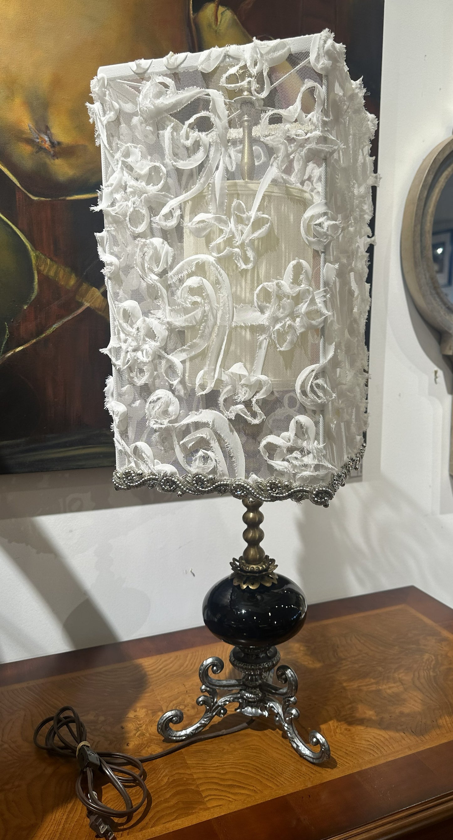 Luna Bella Scrolled Shade Lamp (0H2001)