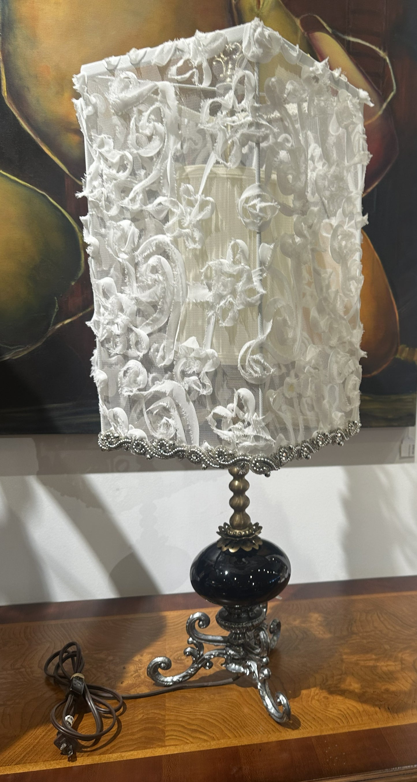 Luna Bella Scrolled Shade Lamp (0H2001)