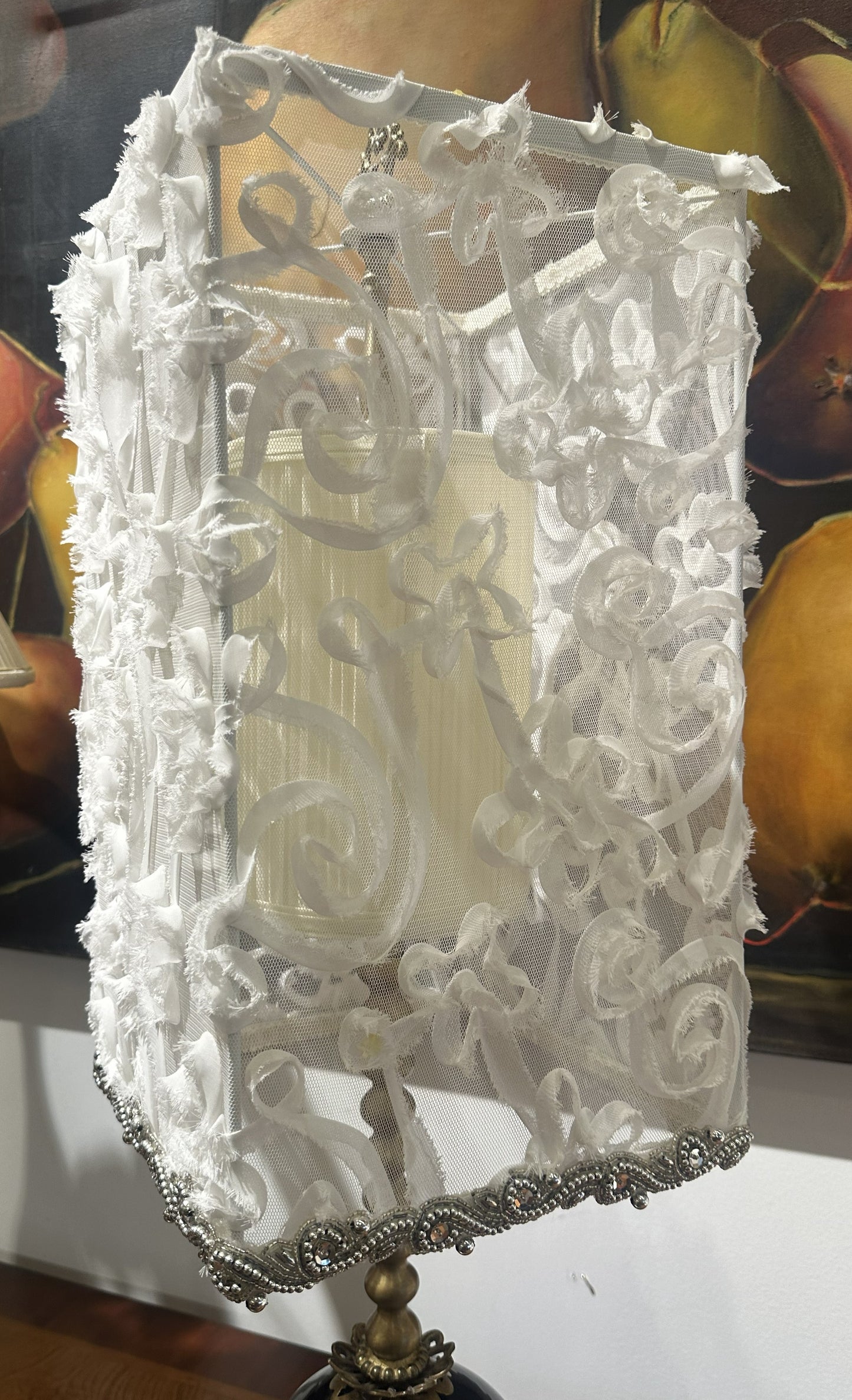 Luna Bella Scrolled Shade Lamp (0H2001)