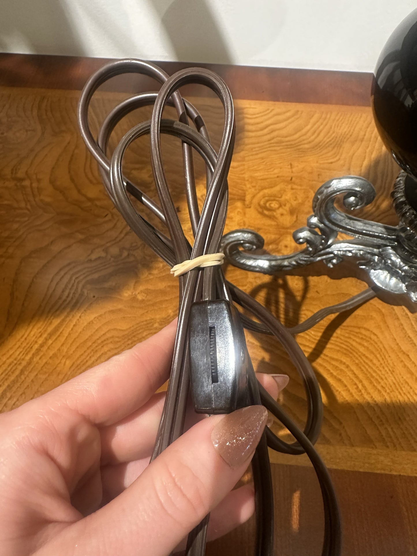 Luna Bella Scrolled Shade Lamp (0H2001)