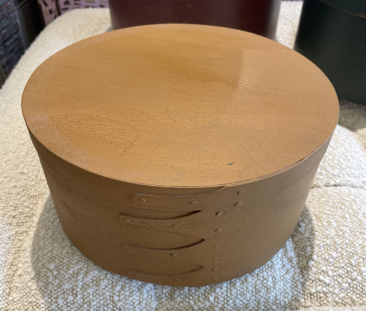 Set of 9 Multicolored Round Shaker Boxes (0C402H)