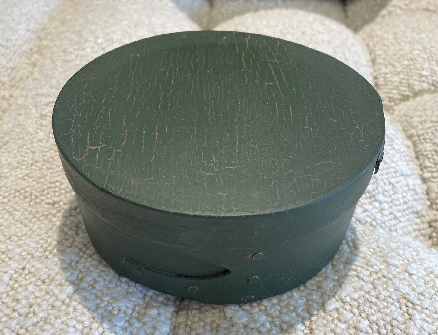 Set of 9 Multicolored Round Shaker Boxes (0C402H)