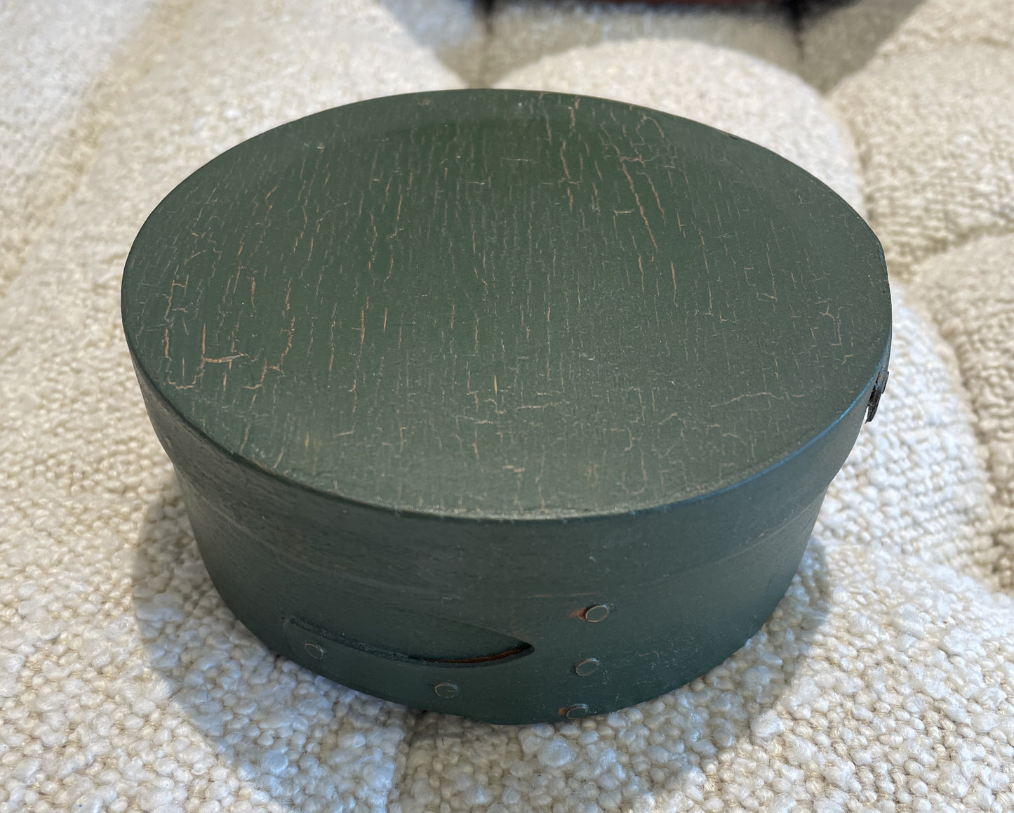 Set of 9 Multicolored Round Shaker Boxes (0C402H)