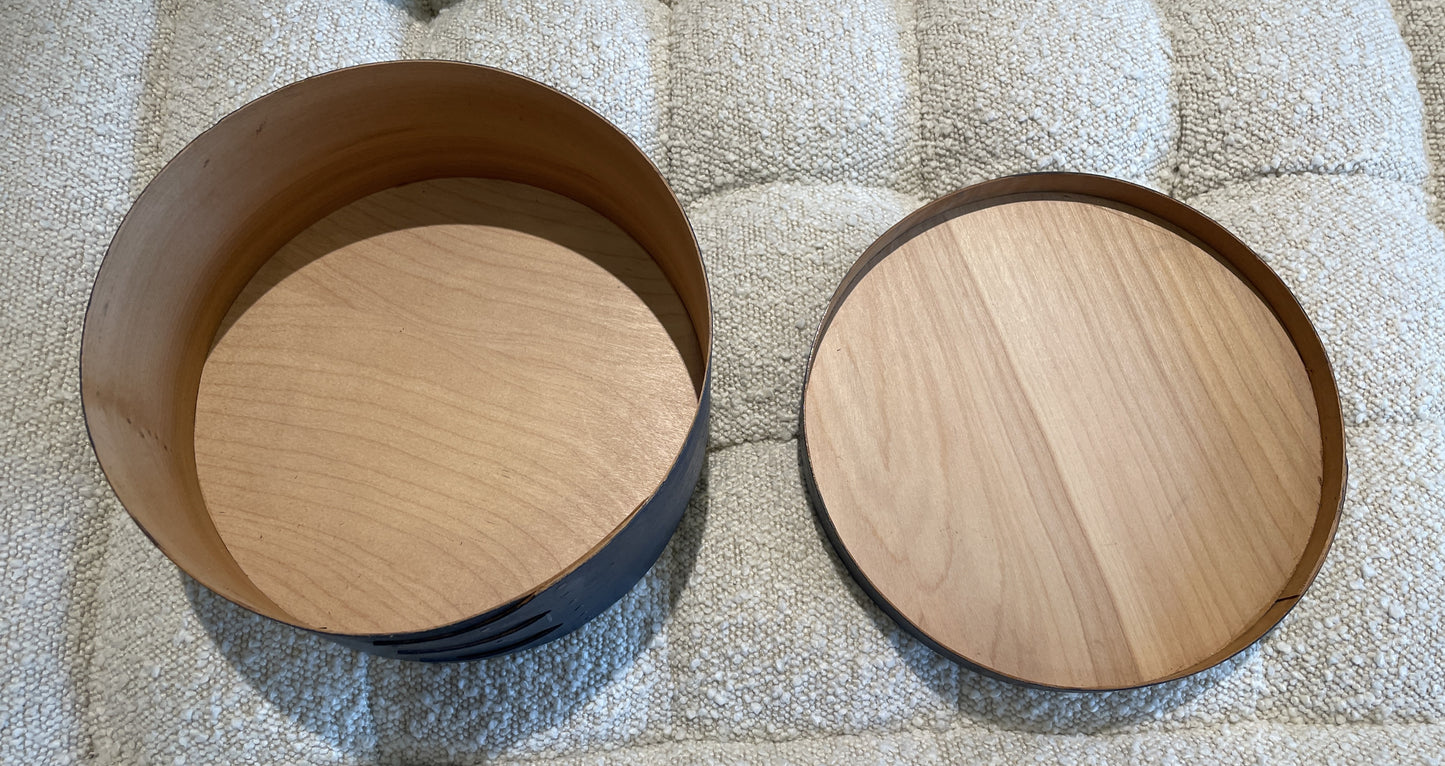 Set of 9 Multicolored Round Shaker Boxes (0C402H)