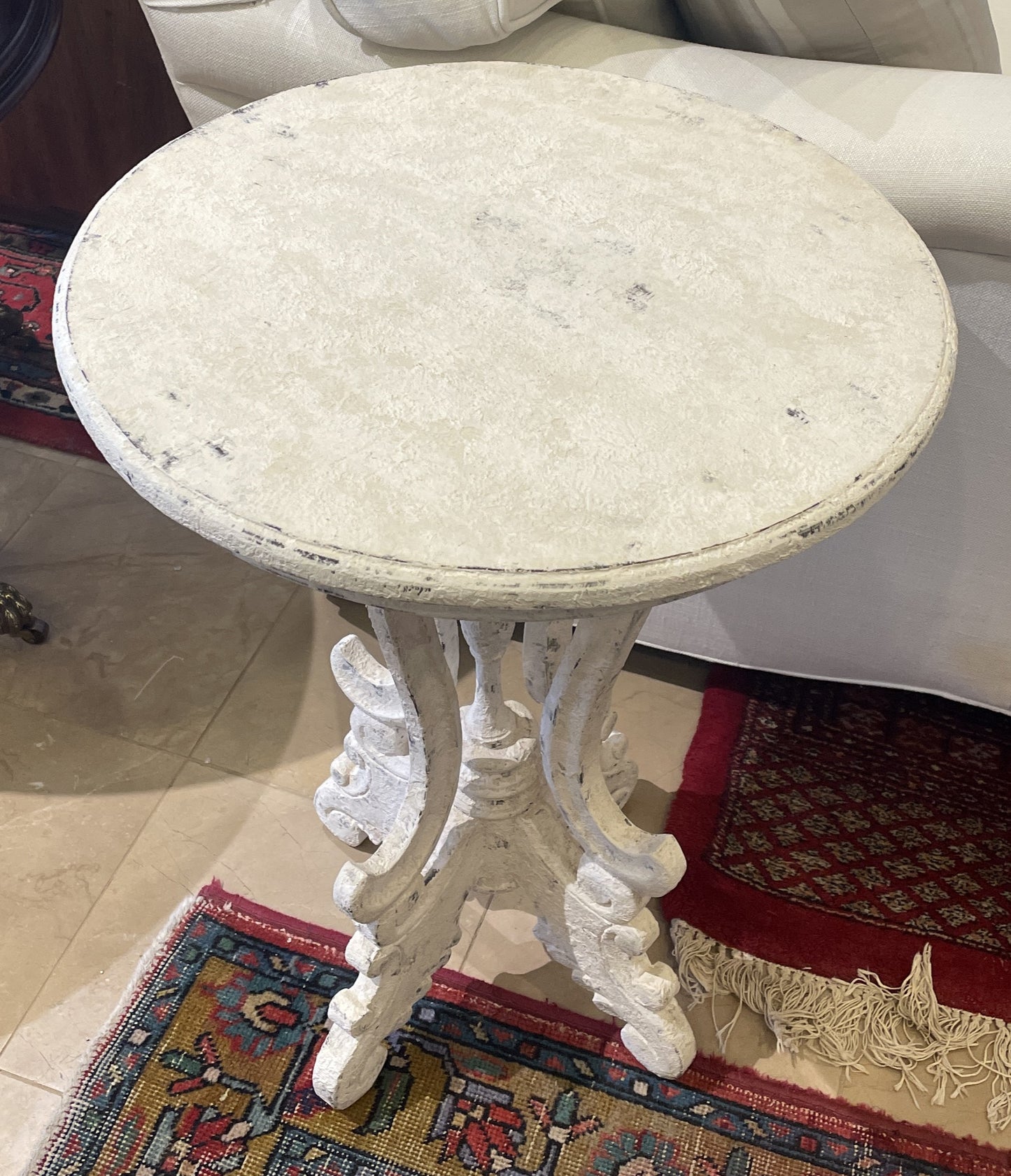Arhaus "Merle" Cottage Style End Table (0KF00I)