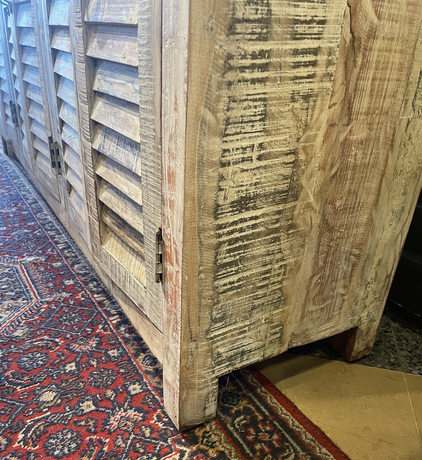 Lexington Shutter Credenza (0KF00M)