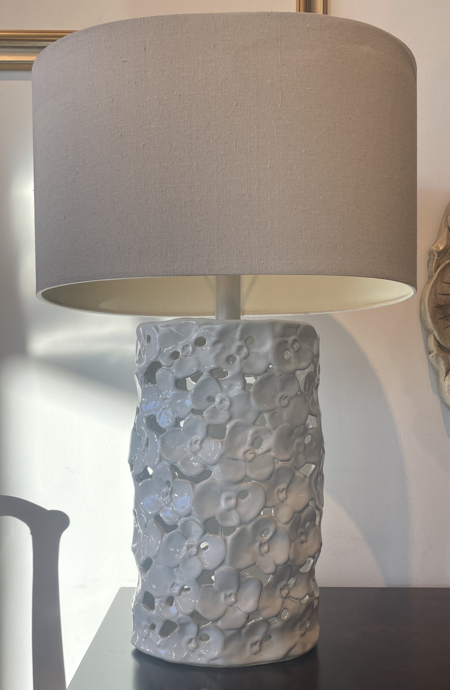White Orchid Ceramic Lamp (0KF00L)