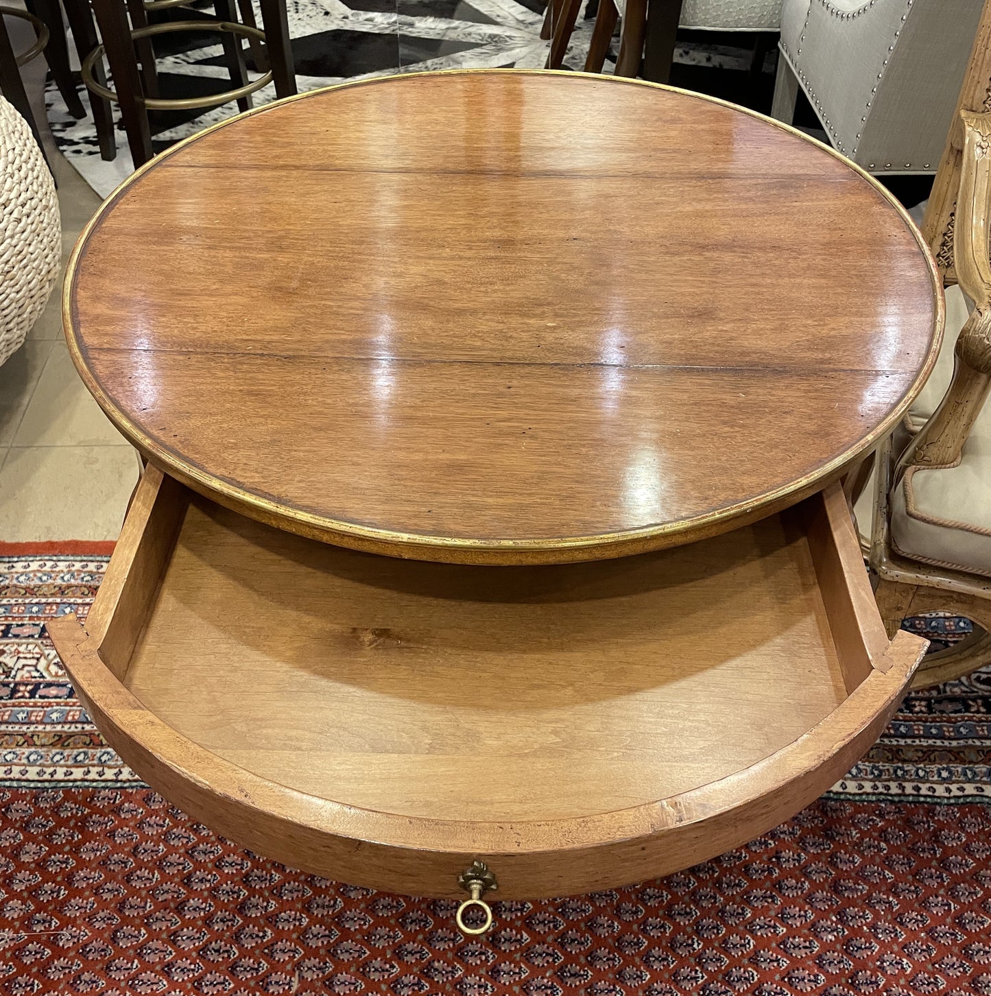 Dessin Fournir Center Table, AS IS (0O4007)