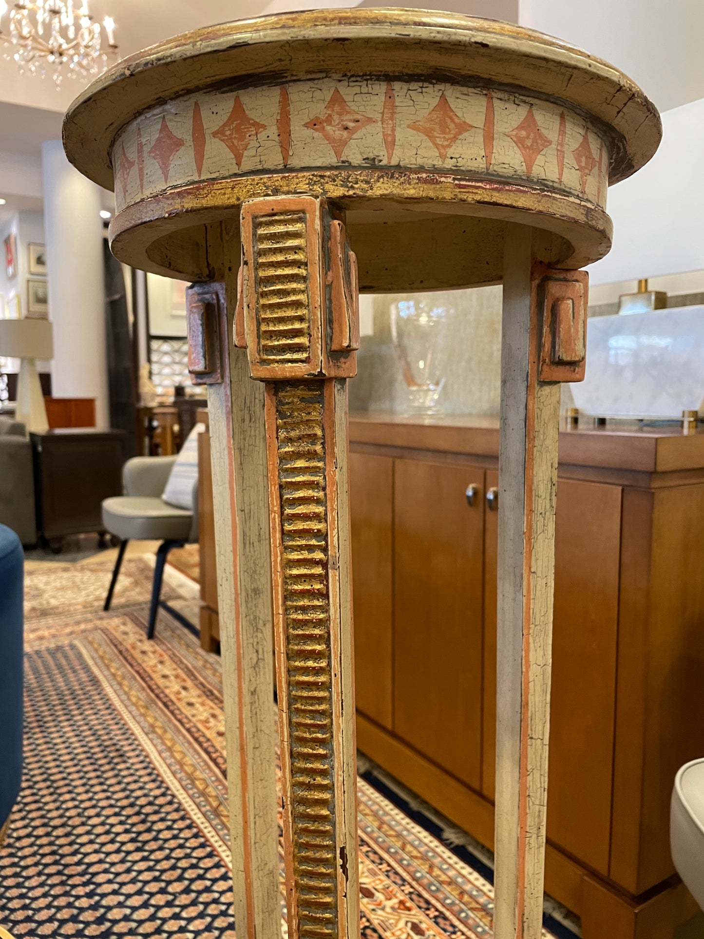 George III style/Neoclassical polychrome and parcel gilt pedestals, a pair (0G000F)