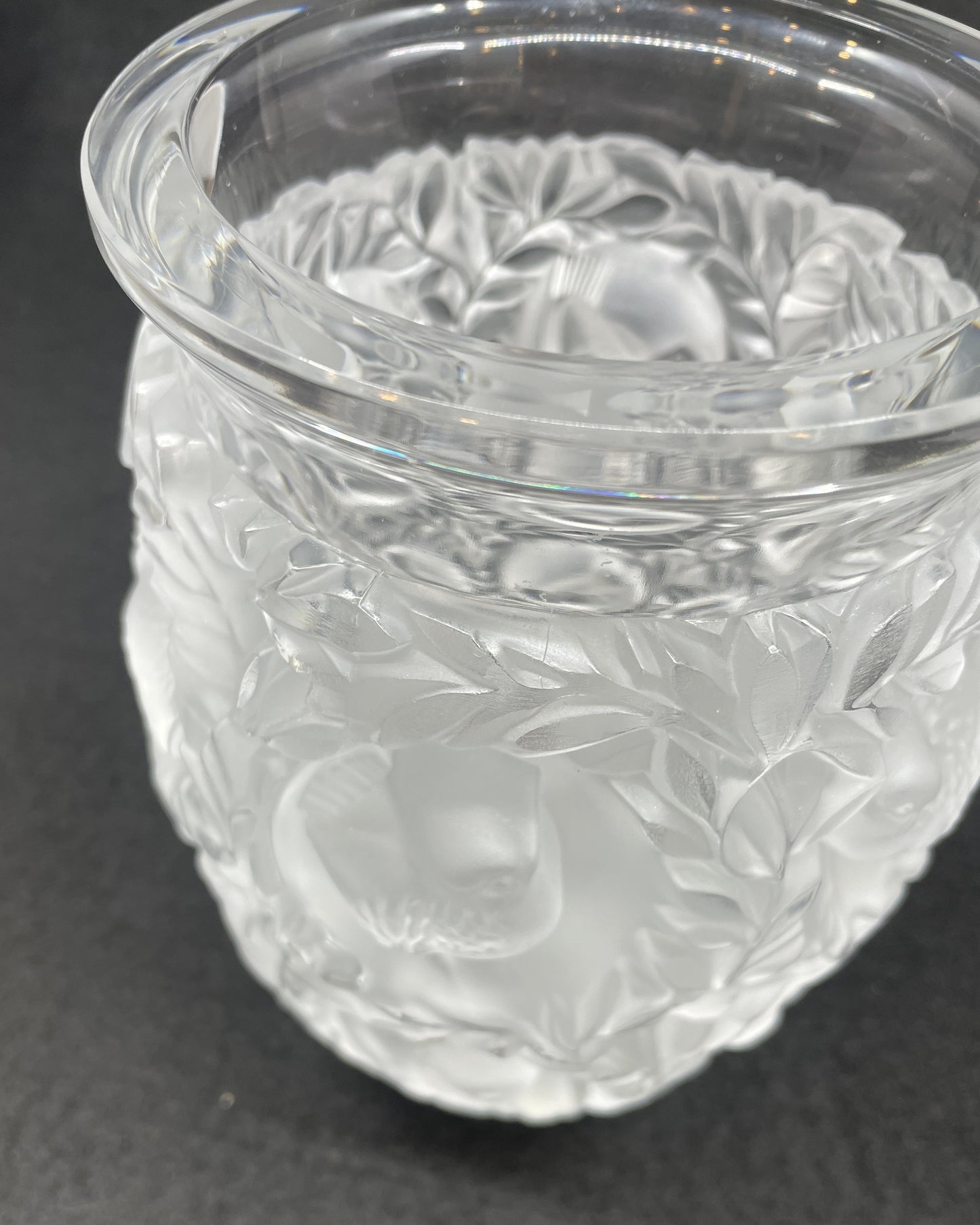 Lalique Bagatelle Vase, NO BOX (0LW003)