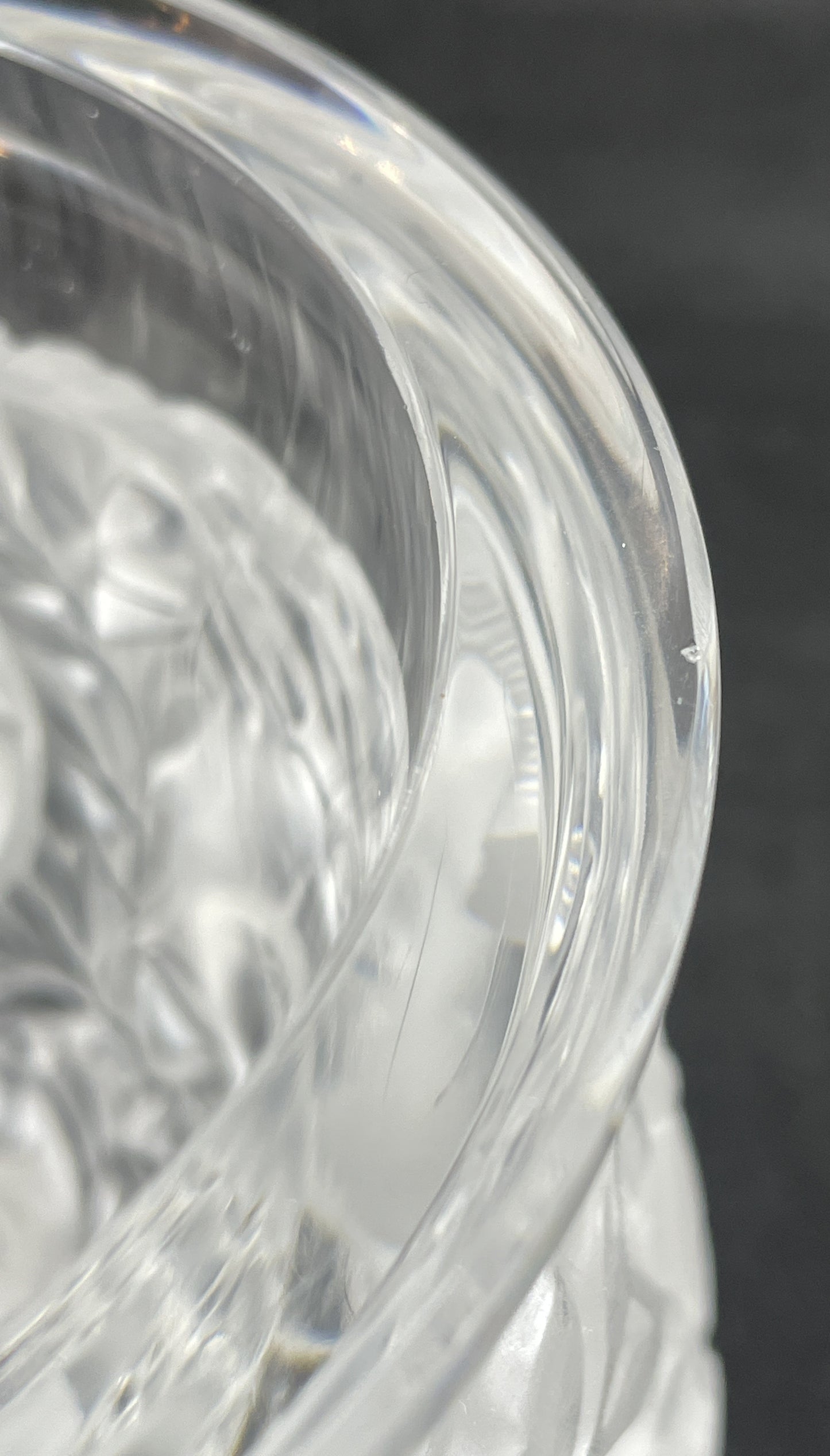 Lalique Bagatelle Vase, NO BOX (0LW003)