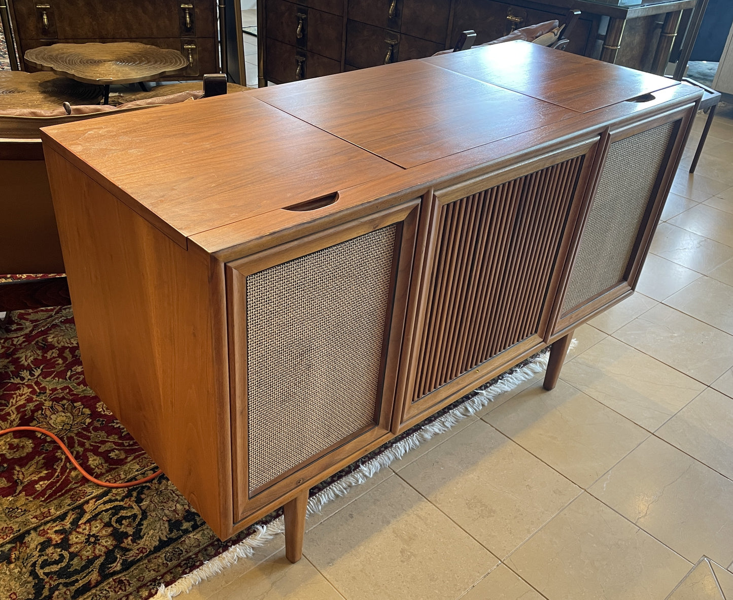Drexel Declaration Stereo Console with Motorola Record Unit (0O1001)