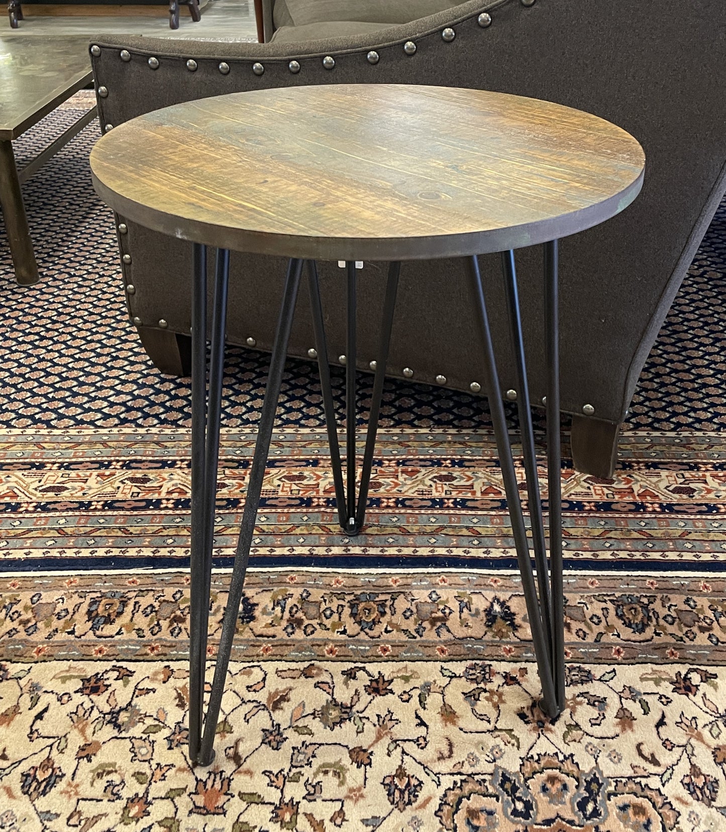 Reclaimed Wood Round End Table with Hairpin Legs (0CF00Z)