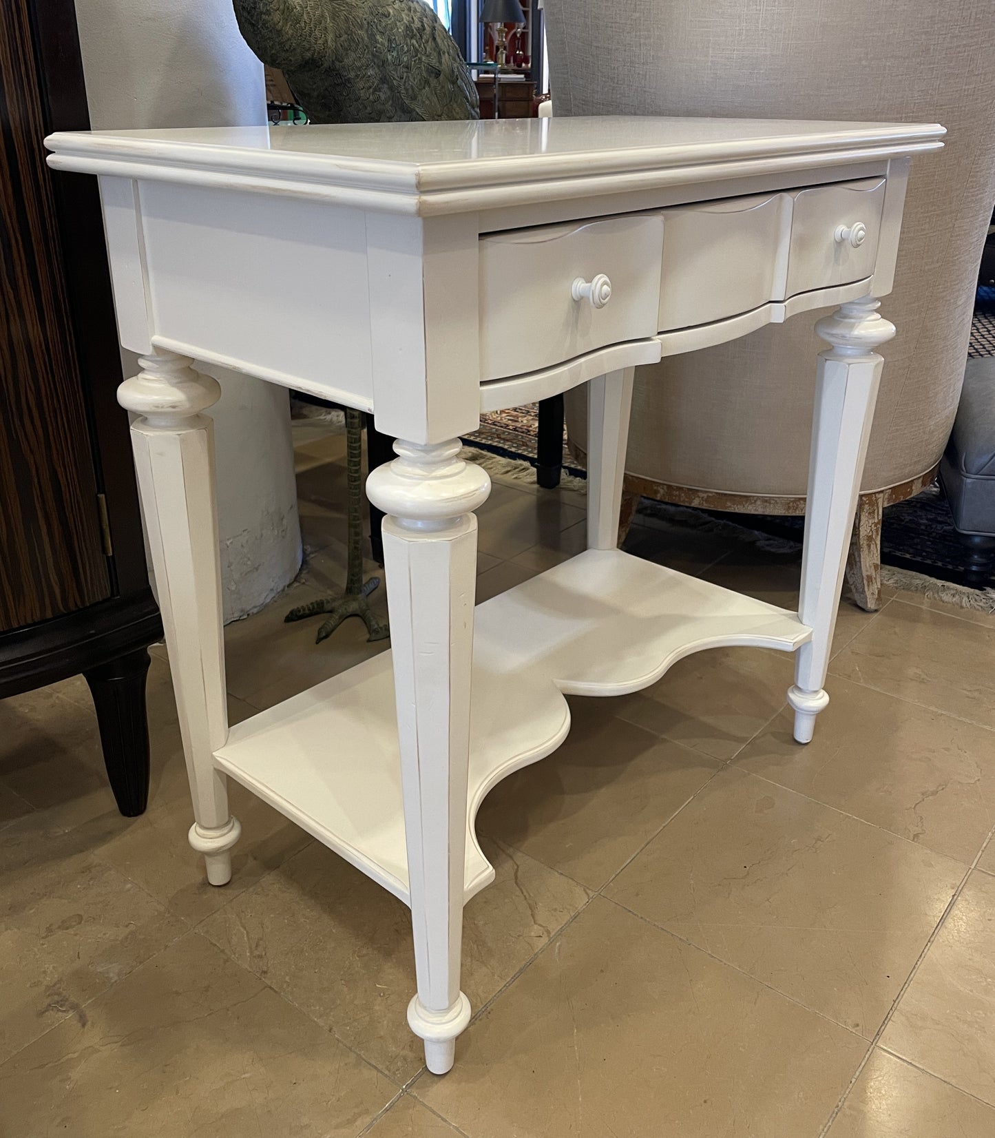 Stanley White Ladies Desk/Console (0CF00X)