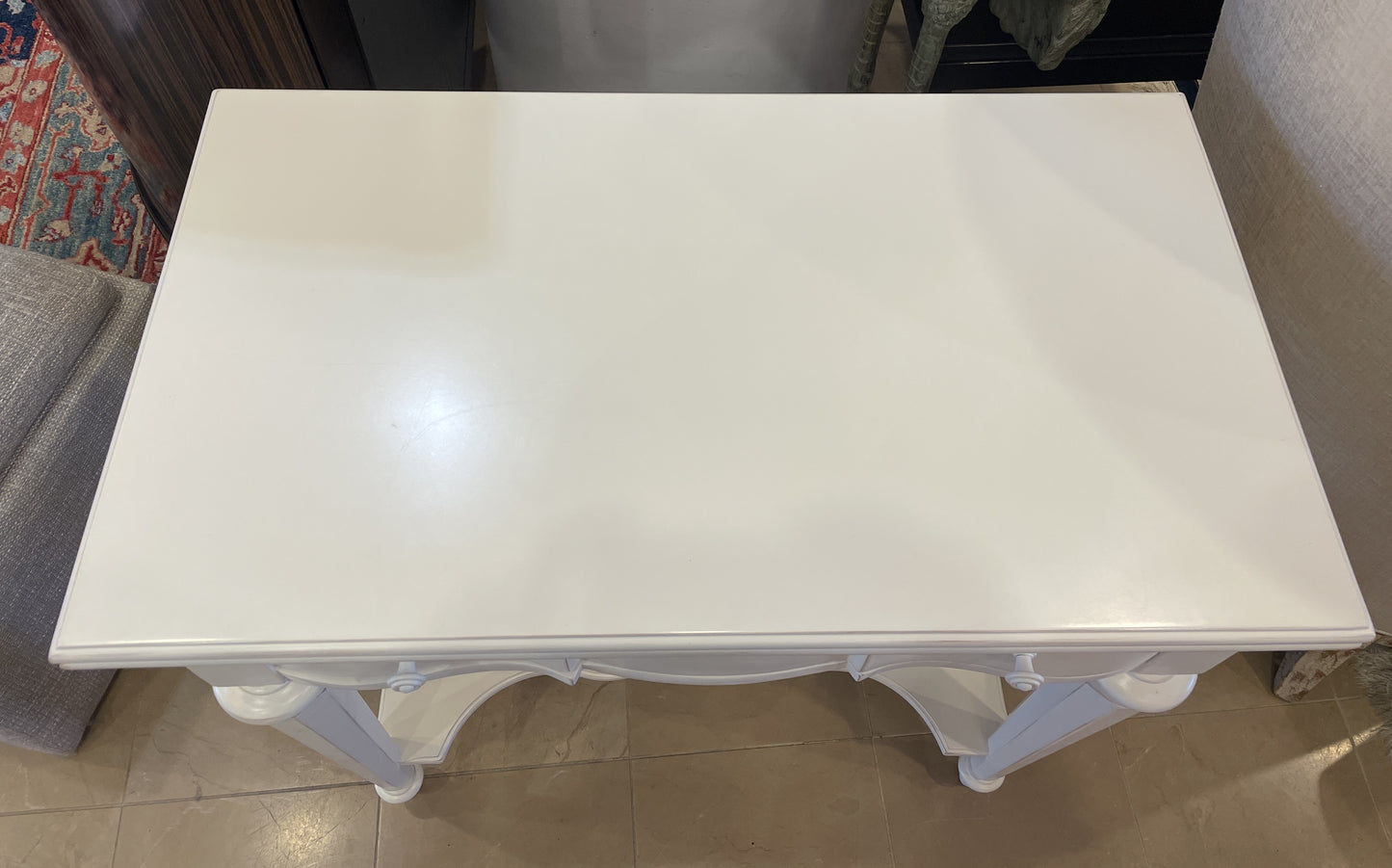 Stanley White Ladies Desk/Console (0CF00X)