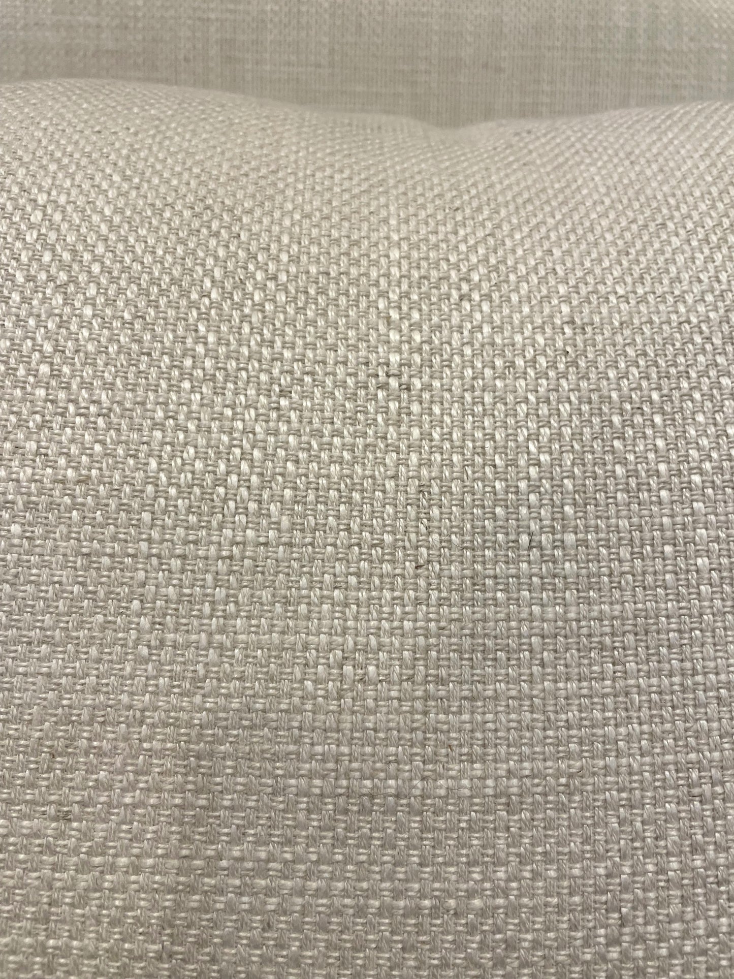 New Mitchell Gold "Laurel Luxe" Sofa (HXKXX5)