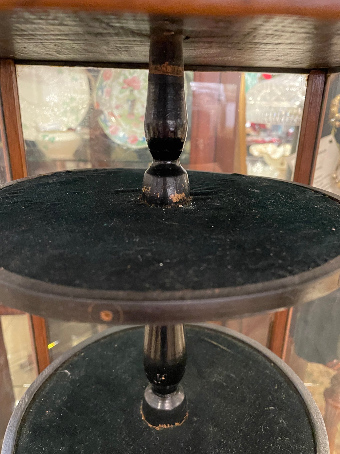 Antique Rotating Counter Display (SB6XBP)