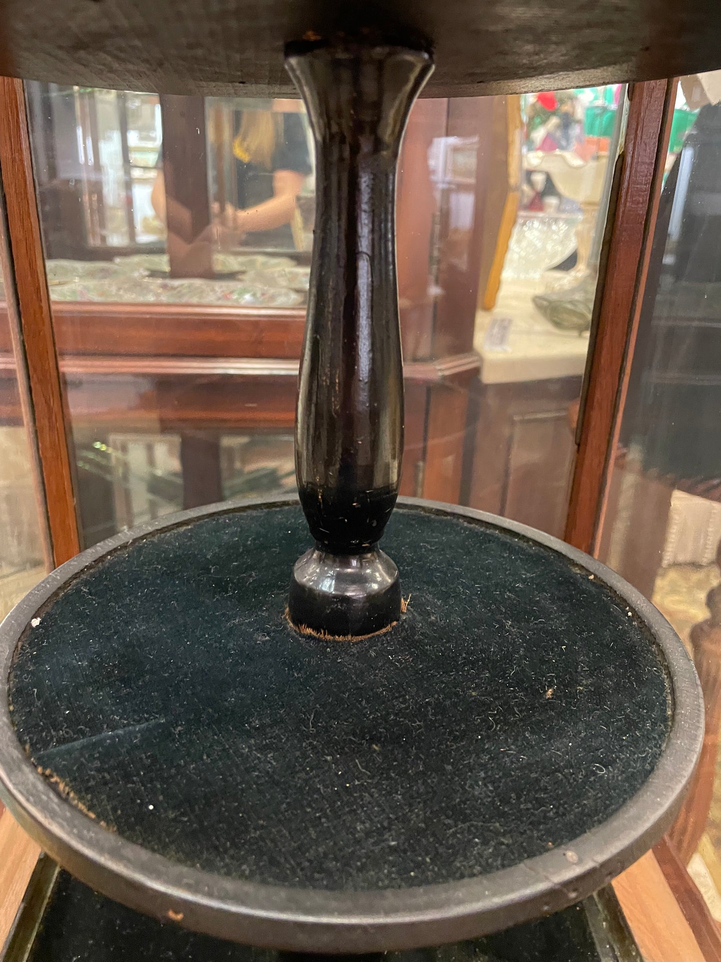 Antique Rotating Counter Display (SB6XBP)