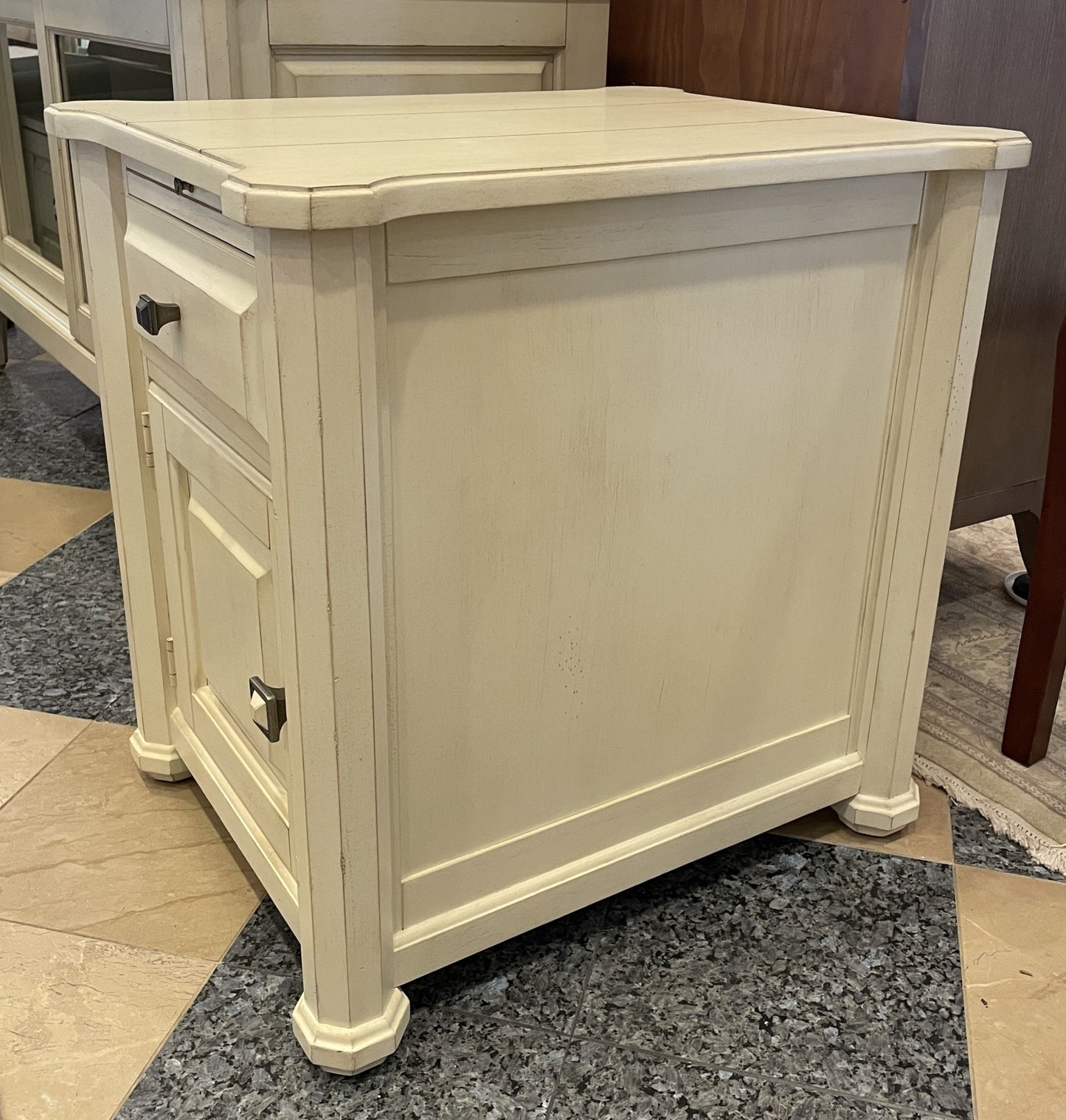 A.R.T Furniture White Nightstand (0CF00Q)