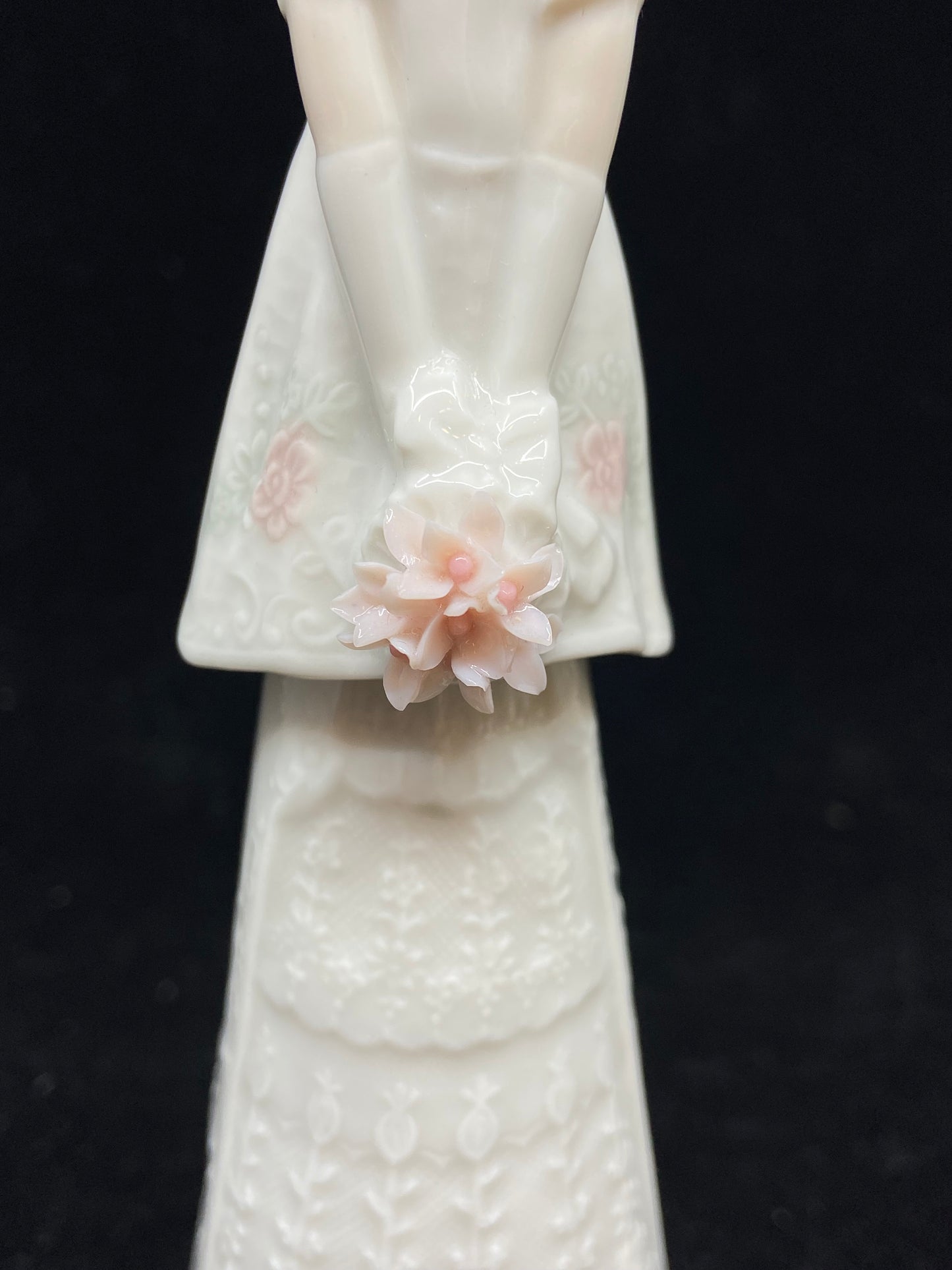 Lladro Bride Bell (24132)