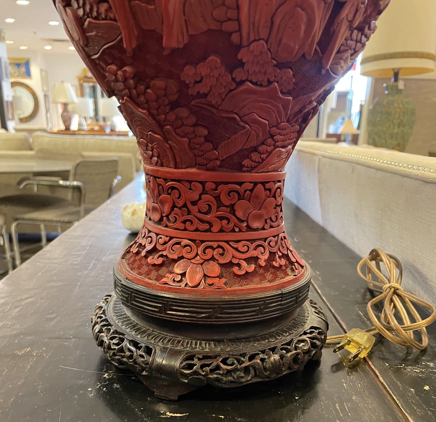 Chinese Cinnabar Lamp (0O7001)